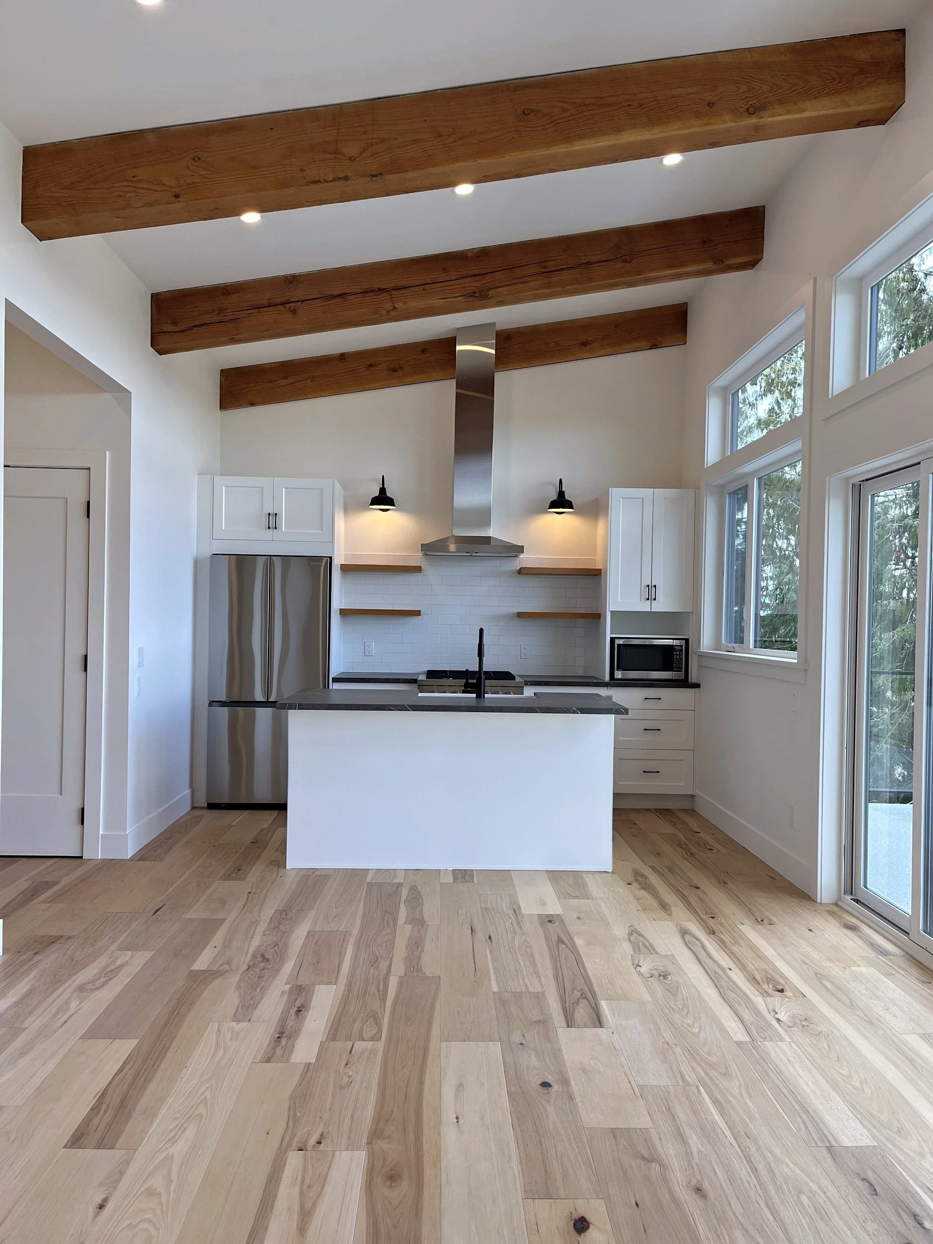 BW_04_kitchen_front.jpg