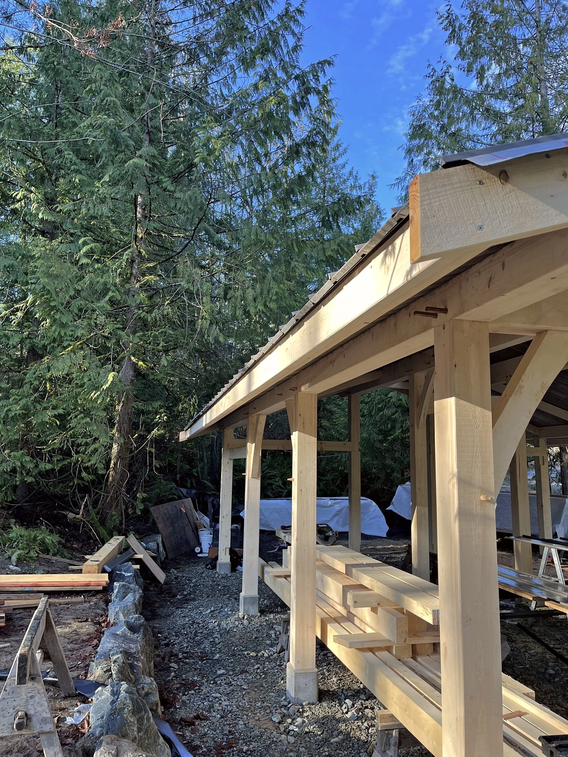 SL_08_build_eave.jpg