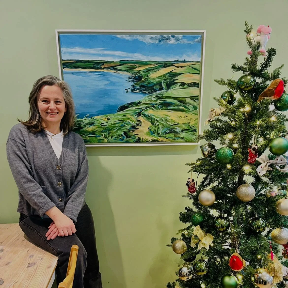 ☕️ While you sip your coffee and devour your delicious cake (we&rsquo;re fans of the Rocky Roads here) at @renwickscafe , you can get lost in one of my paintings. 

All artwork exhibited at Renwicks are of local views, one just steps away from the ca