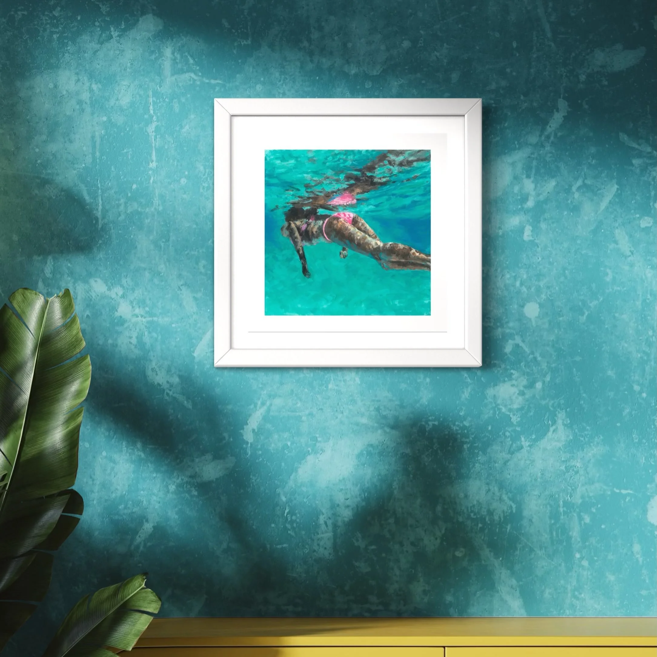 &ldquo;Hot Pink&rdquo; promptly became one of my best selling limited edition prints after its release. 

It gets a lot of compliments and makes people stop and look a little longer. ☺️ 💕 maybe because it transports you to being underwater, where it