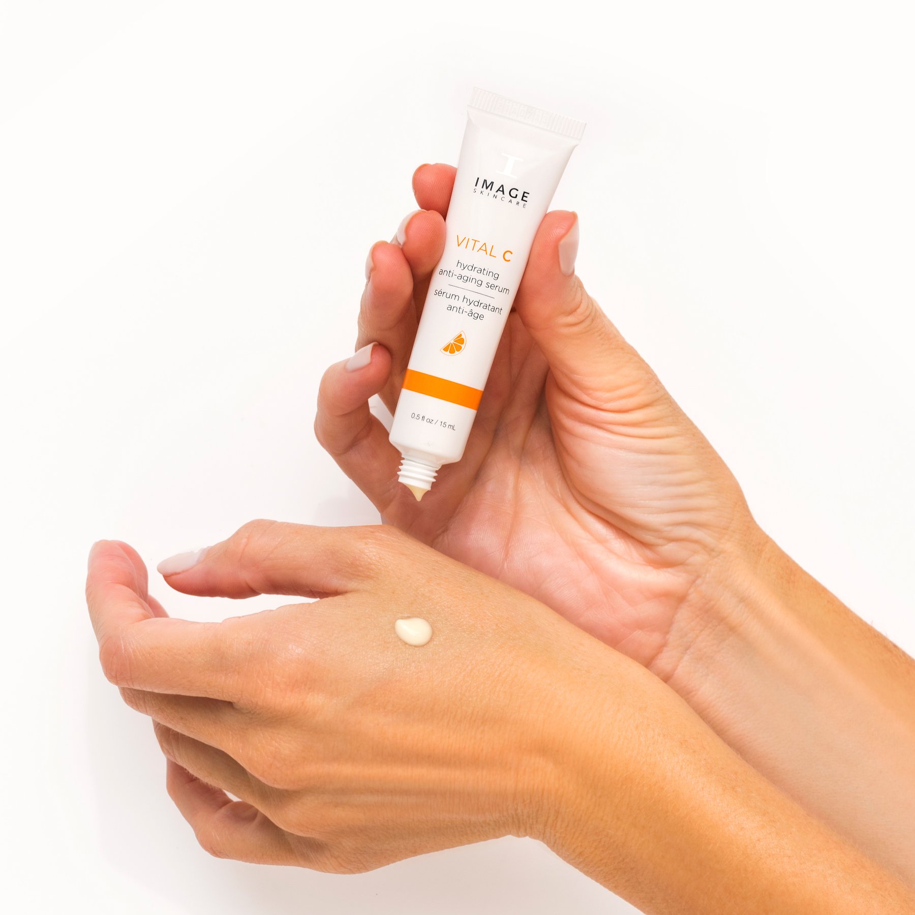 VITAL_C_hydrating_anti-aging_serum_PDP_DS05.jpg