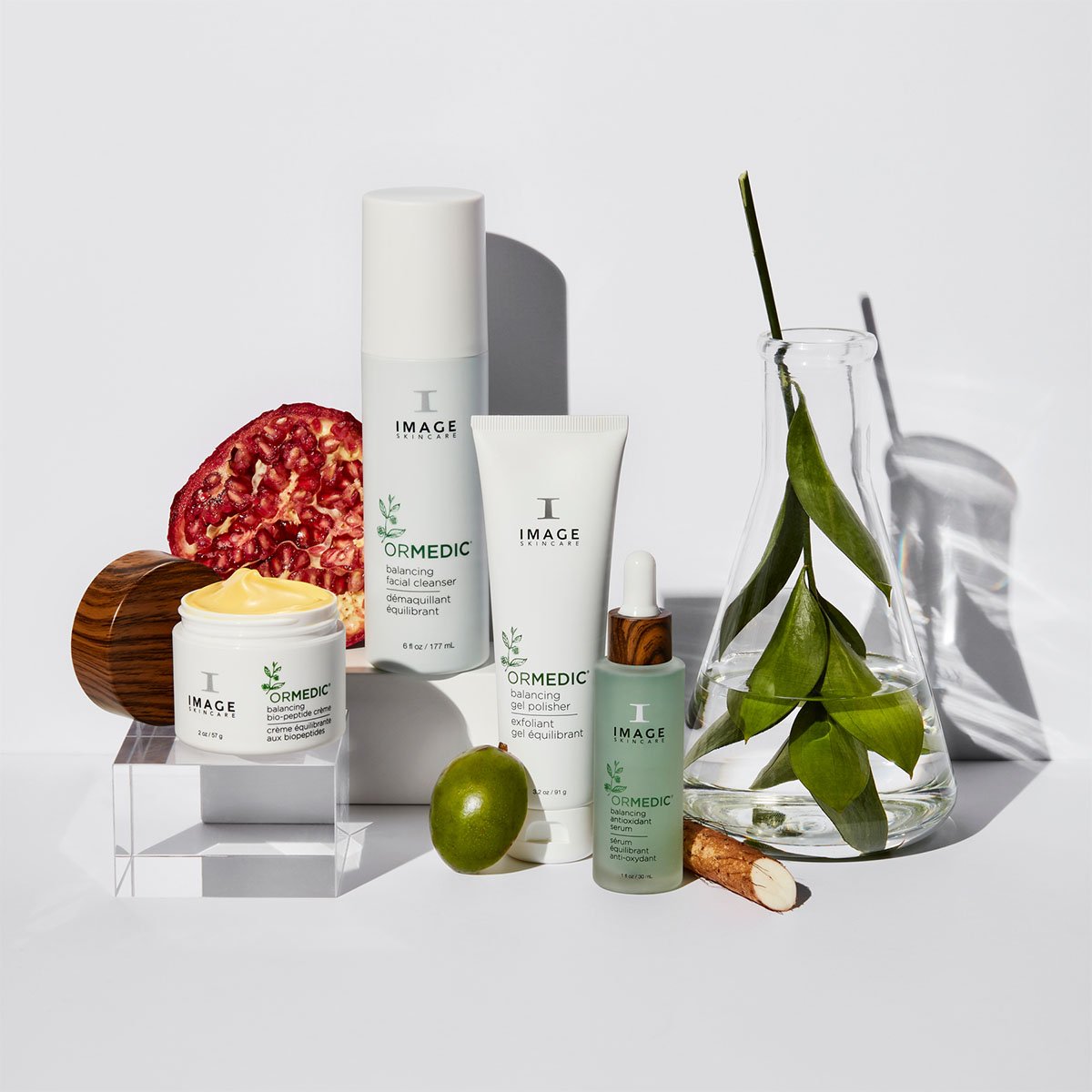 ORMEDIC_balancing_facial_cleanser_PDP_R06.jpg