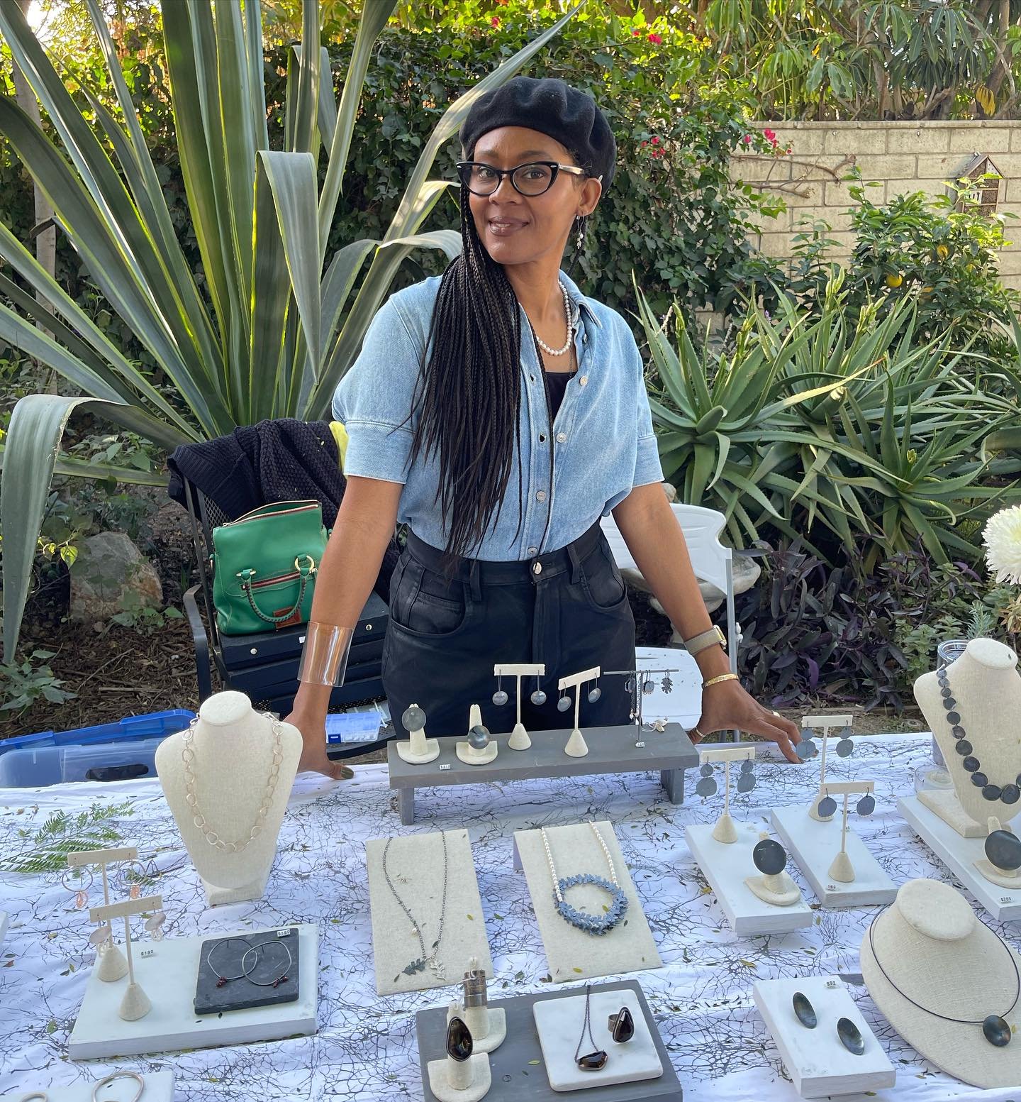 I had such a lovely time @jivitajewelry  Studio Garden Event this past Saturday.  It was a treat showing my new work, seeing some familiar faces and sending some of you home with jewelry.

THANK YOU @jivitajewelry for being your amazing self and cura