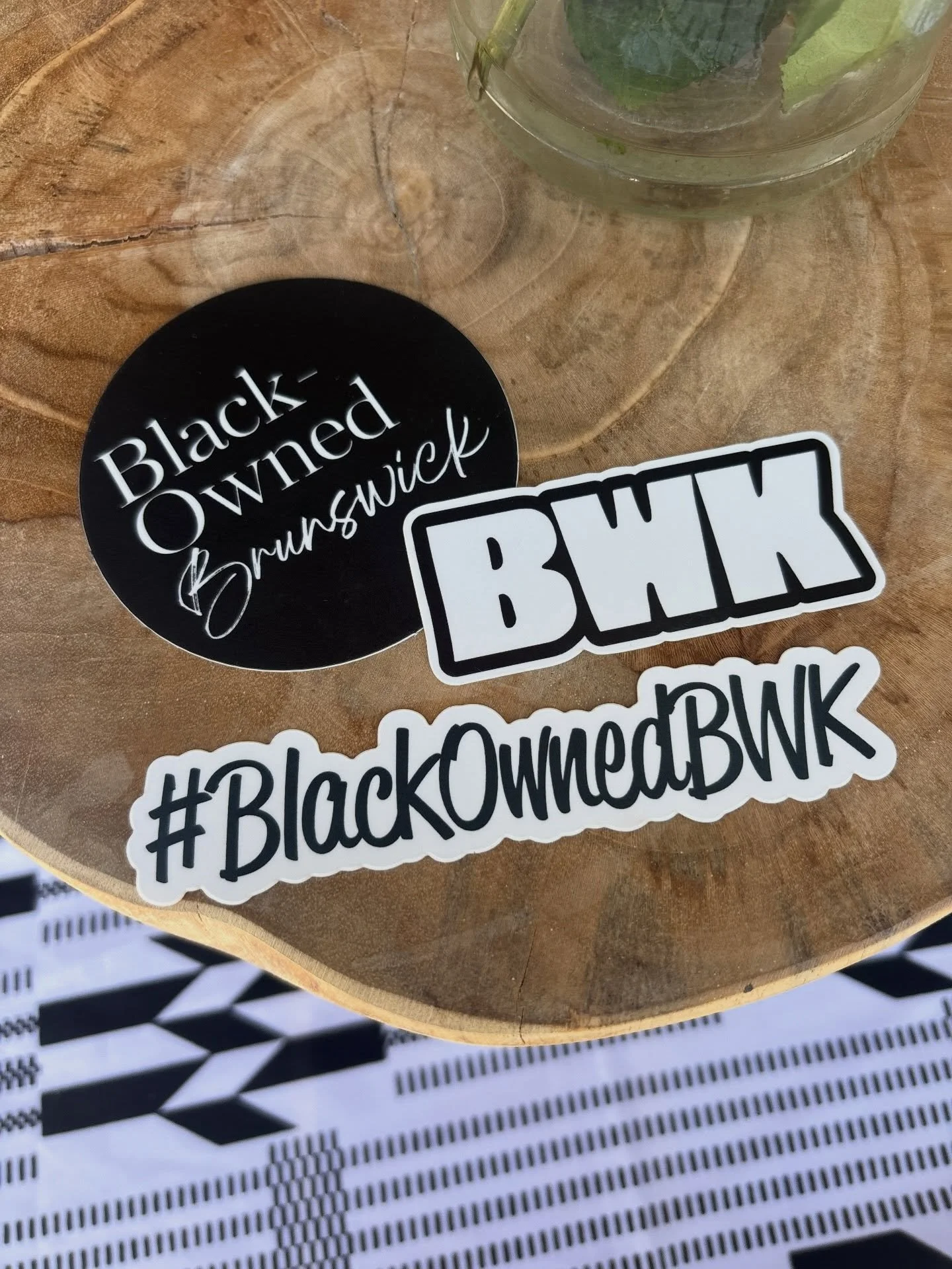 We have some fun new merch available at Brown Butter Shoppe. Just in time for the Power Mob. Pull up and shop all the things. ✨🤎🖤💛

📍1614 Newcastle St