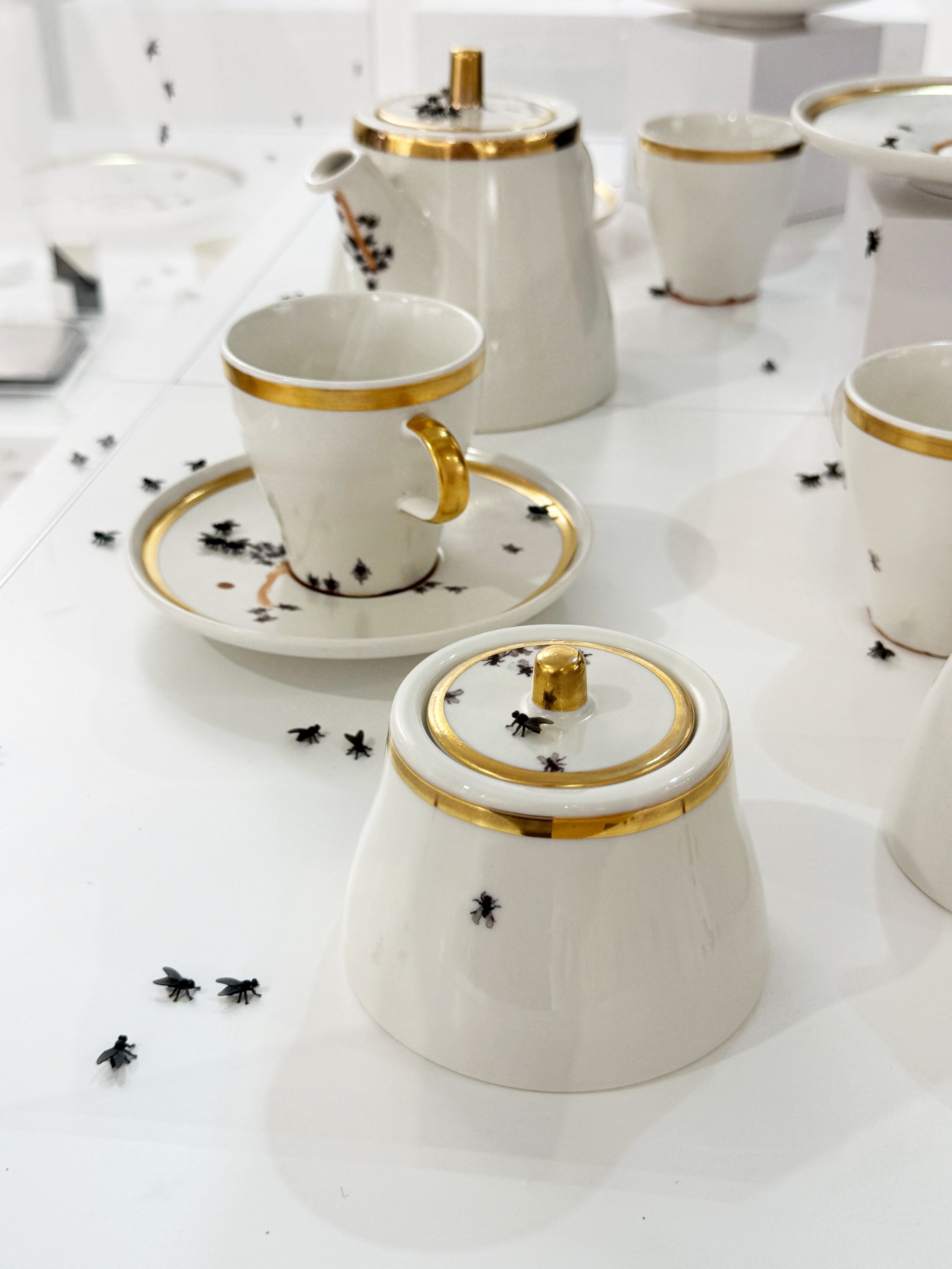 Editions_Art_Design_Dubai_Design_Week_2025_ Duali_Martyn_White_5.jpeg