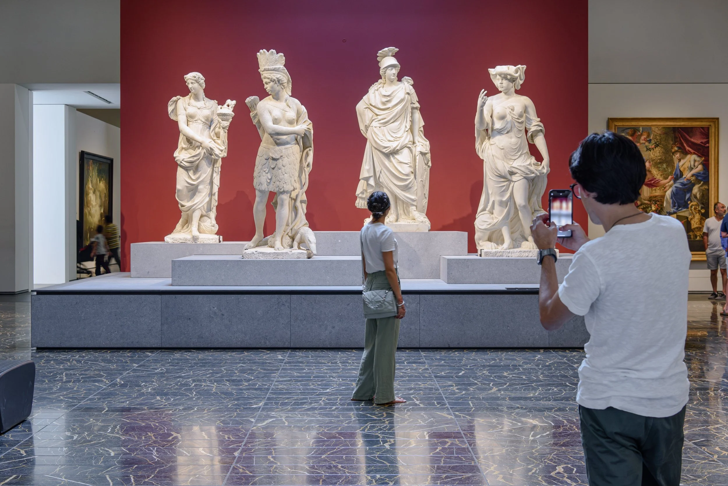 louvre-abu-dhabi-gallery-interiors-4.jpg