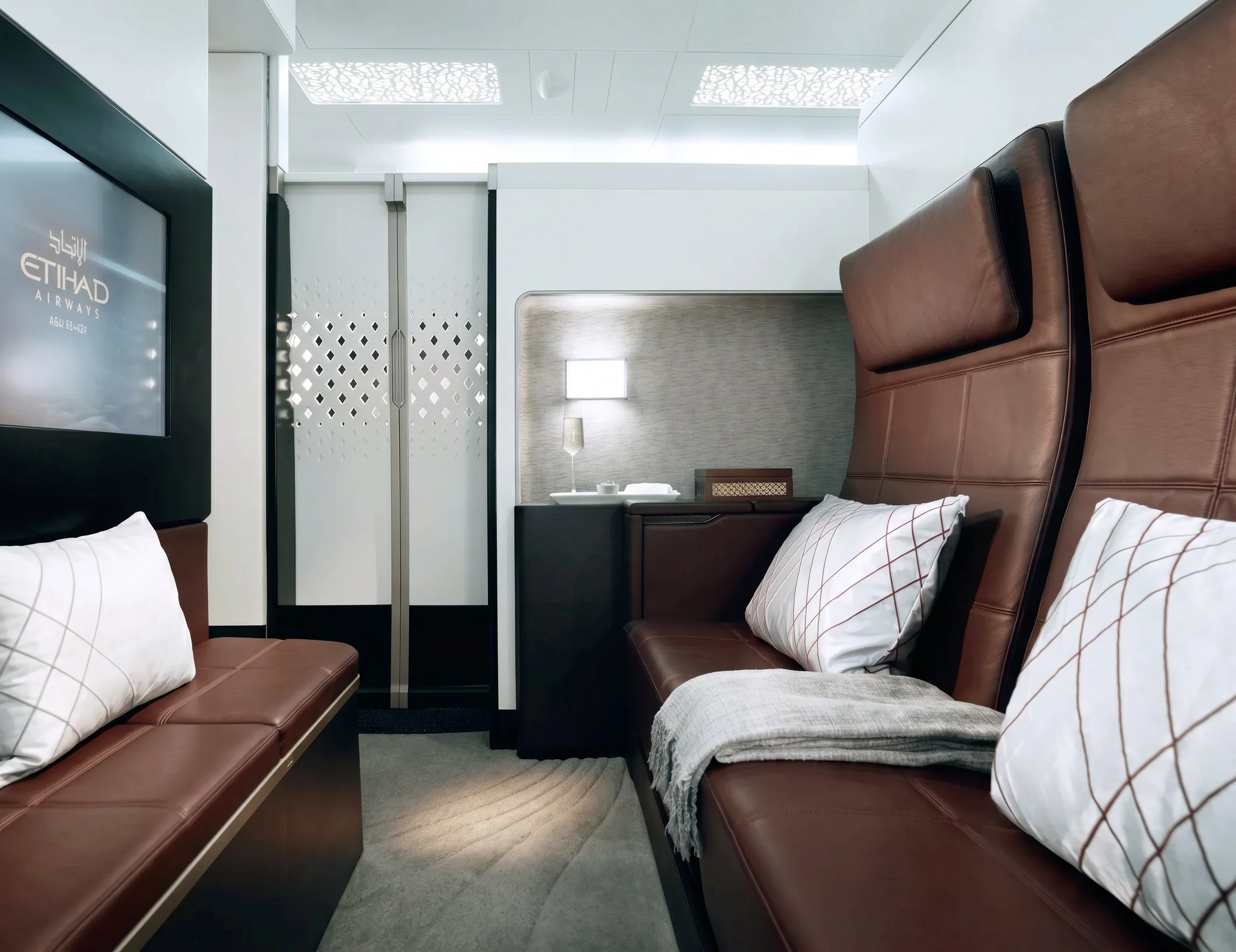 etihad-the-residence-airbus-a380-luxury-airline-suite-design-abu-dhabi-martyn-white-uae-5.jpg