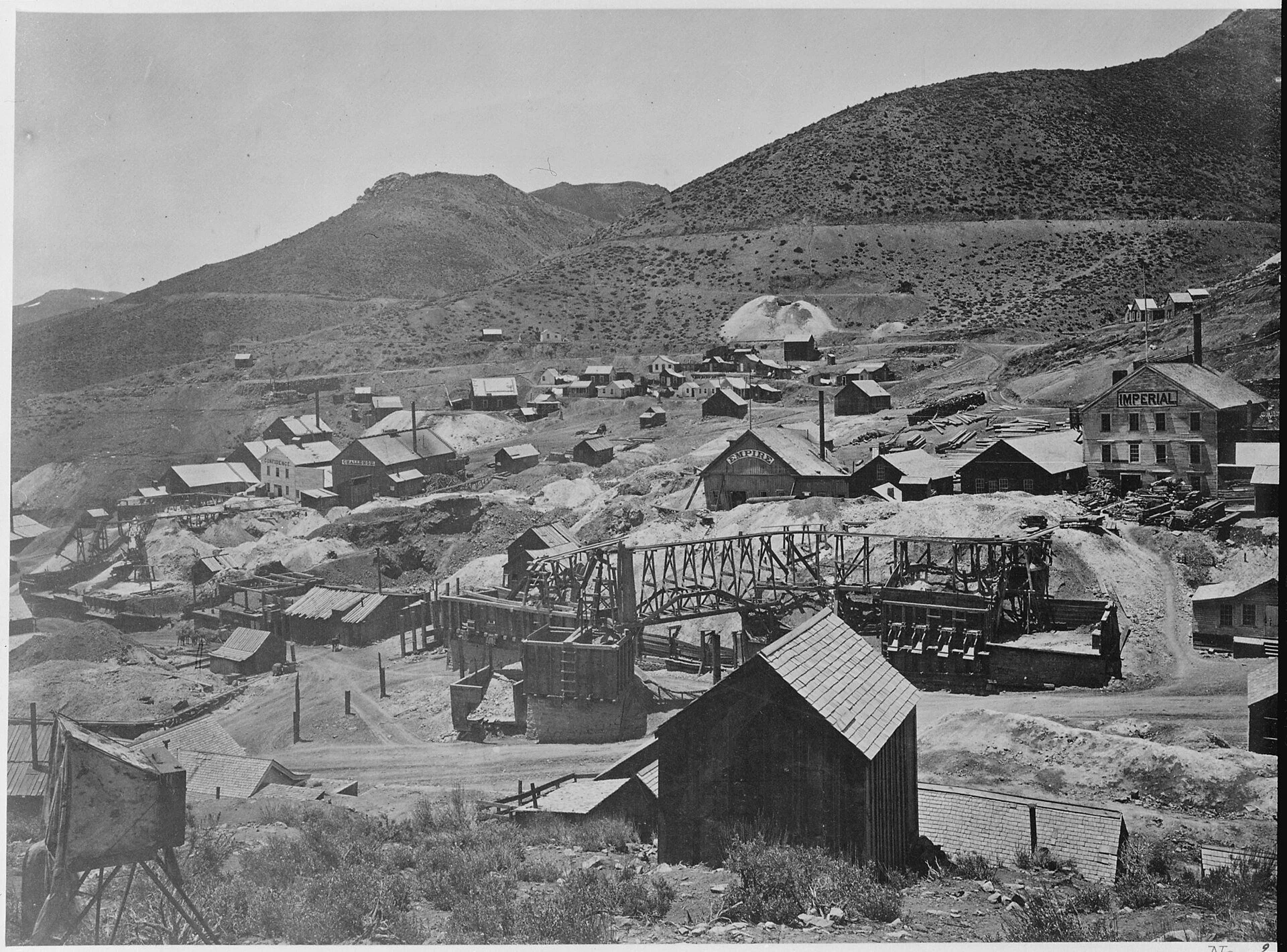 WHY NEVADA HAS SO MANY GHOST TOWNS