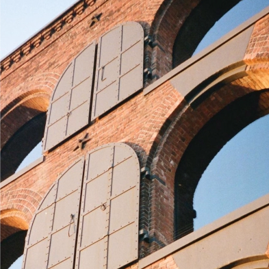 DUMBO House for Soho House. Creative production & design by Avia Hawkins, photos by Marcus Lloyd. Click to view.