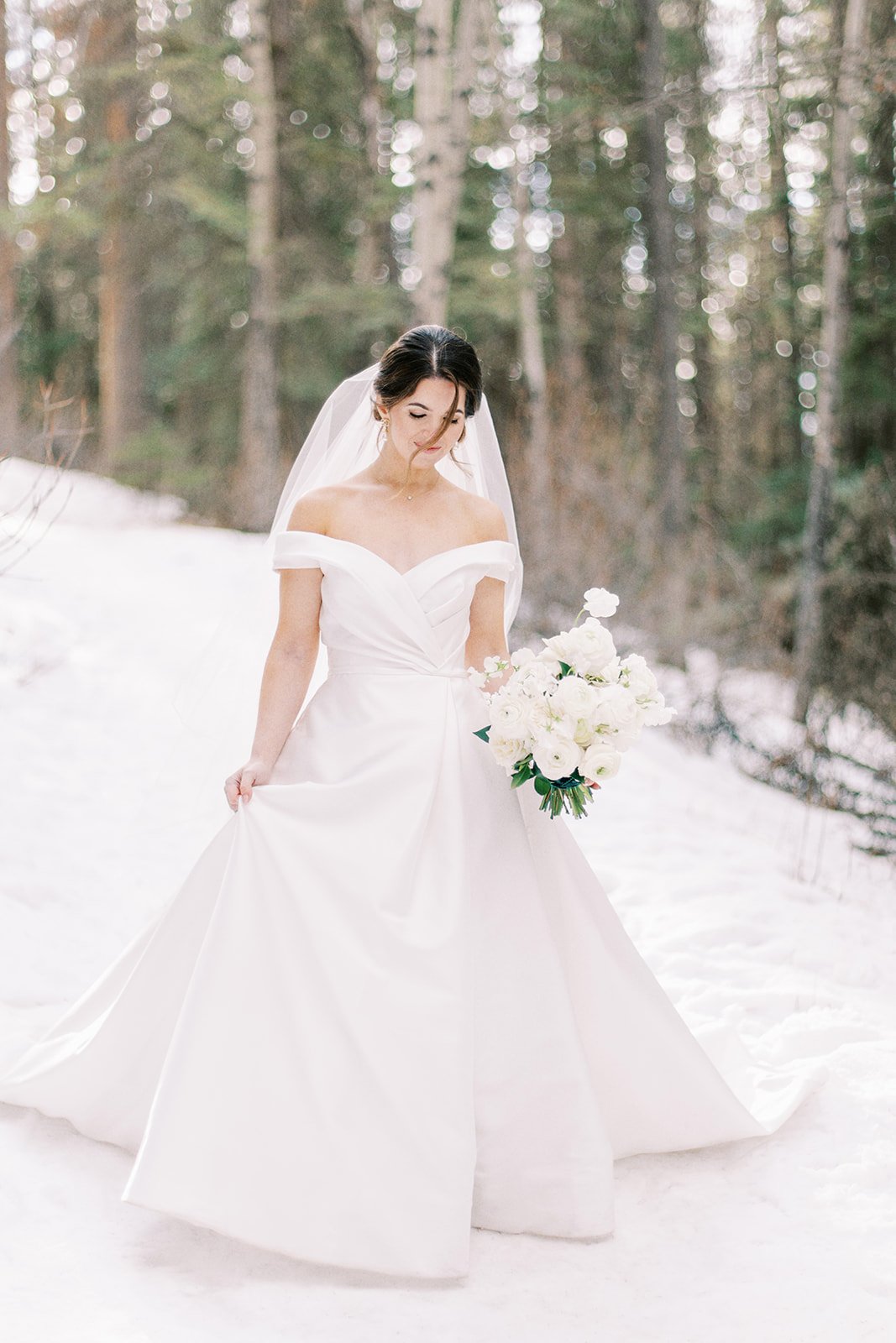 winter bride in the snow in banff