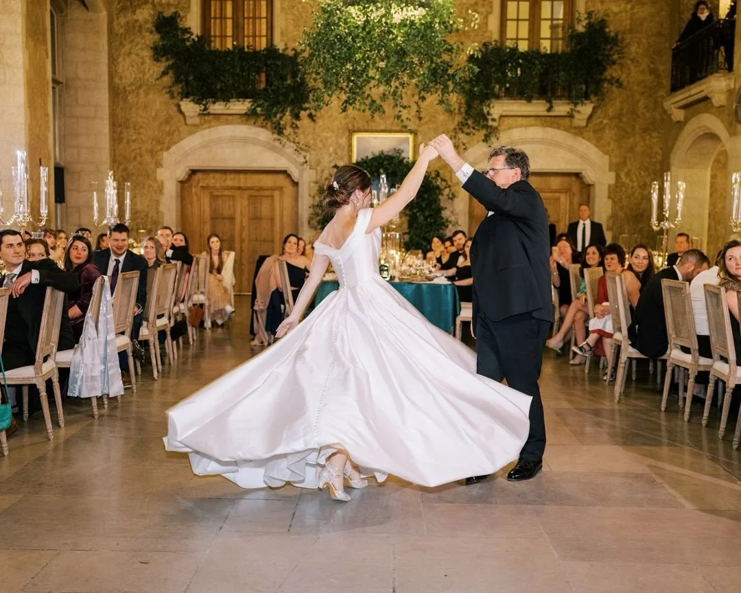 This week I am busy spending my office hours preparing for a presentation I&rsquo;m giving in Charleston next week at @thehybridco⁠
I am very excited to be talking about making adhd work for your business rather than against it.⁠
.⁠
.⁠
.⁠
Couple: @fe