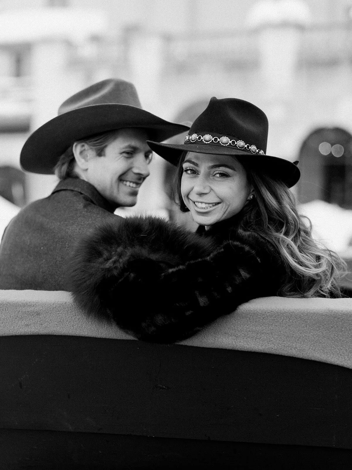 Arriving to your welcome party in a carriage? Yes please!⁠
This western style party was so fun, everyone in denim, dancers to kick things off, amazing bands, a good time was had by all!⁠
.⁠
.⁠
.⁠
Photographer @miltonphoto⁠
Venue @fairmontcll⁠
Florist