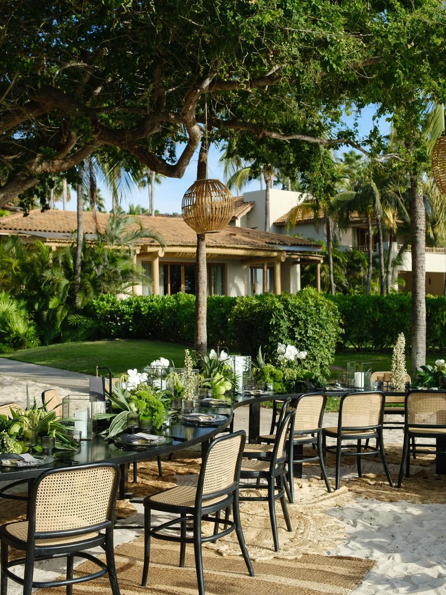 In January I was lucky enough to attend @kindred.collective.wed in Punta Mita, Mexico. Other than it being warmer than here it was an amazing experience. They always put together such a thoughtful event and its so wonderful to see friends new and old