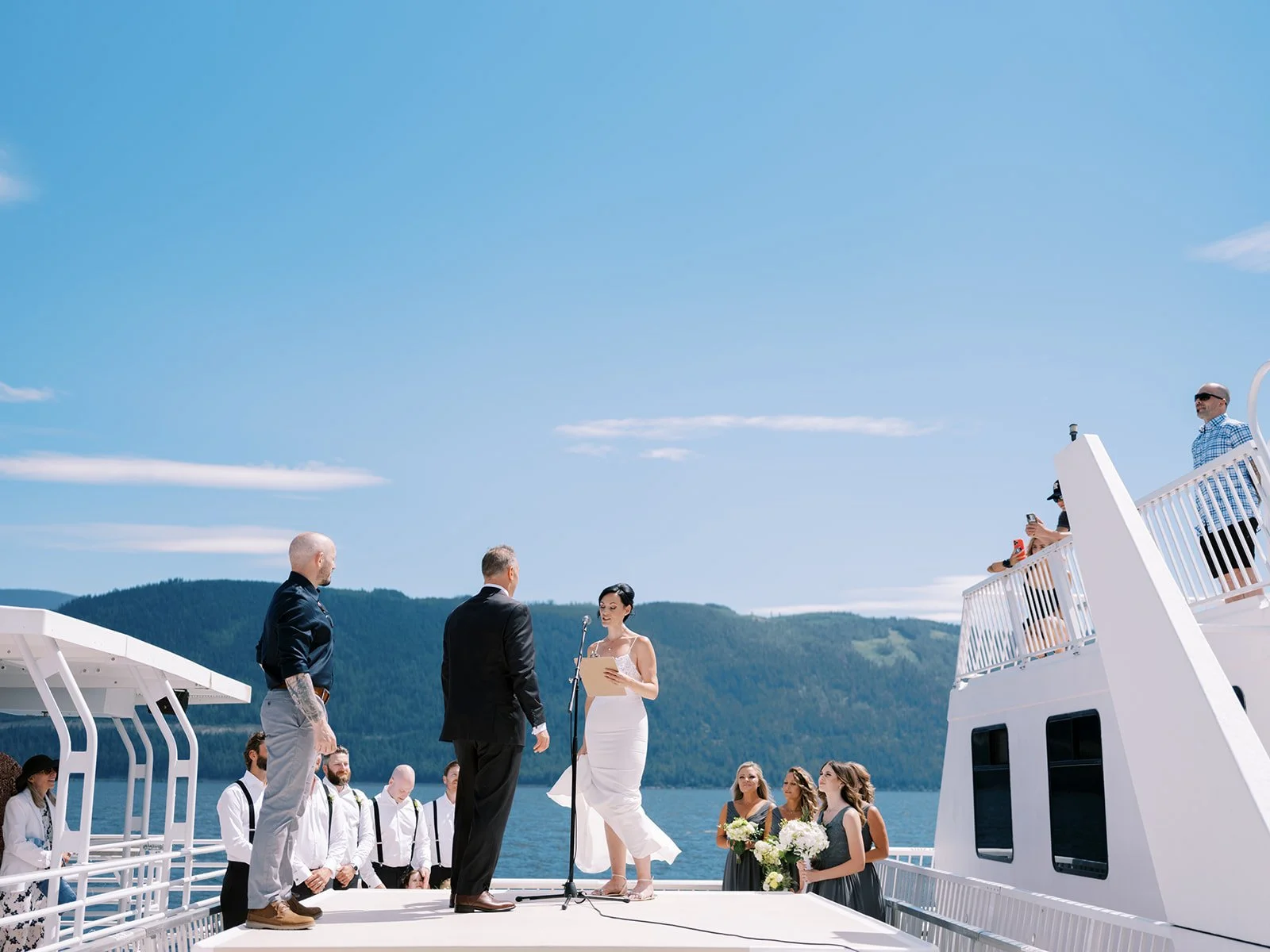 houseboat wedding ceremony in sicamous