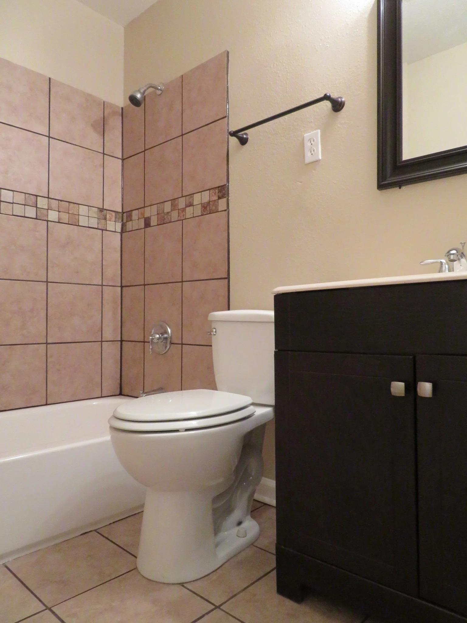 1487 Winfield (3).JPG