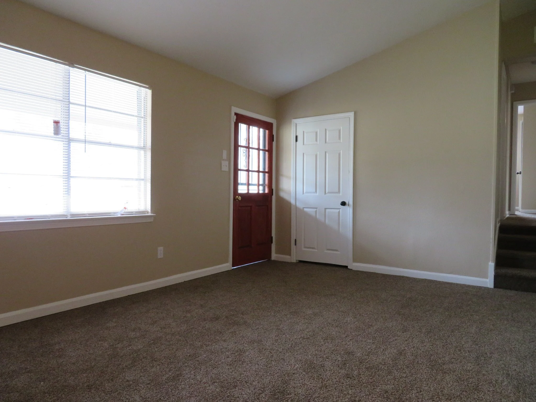 1487 Winfield (1).JPG