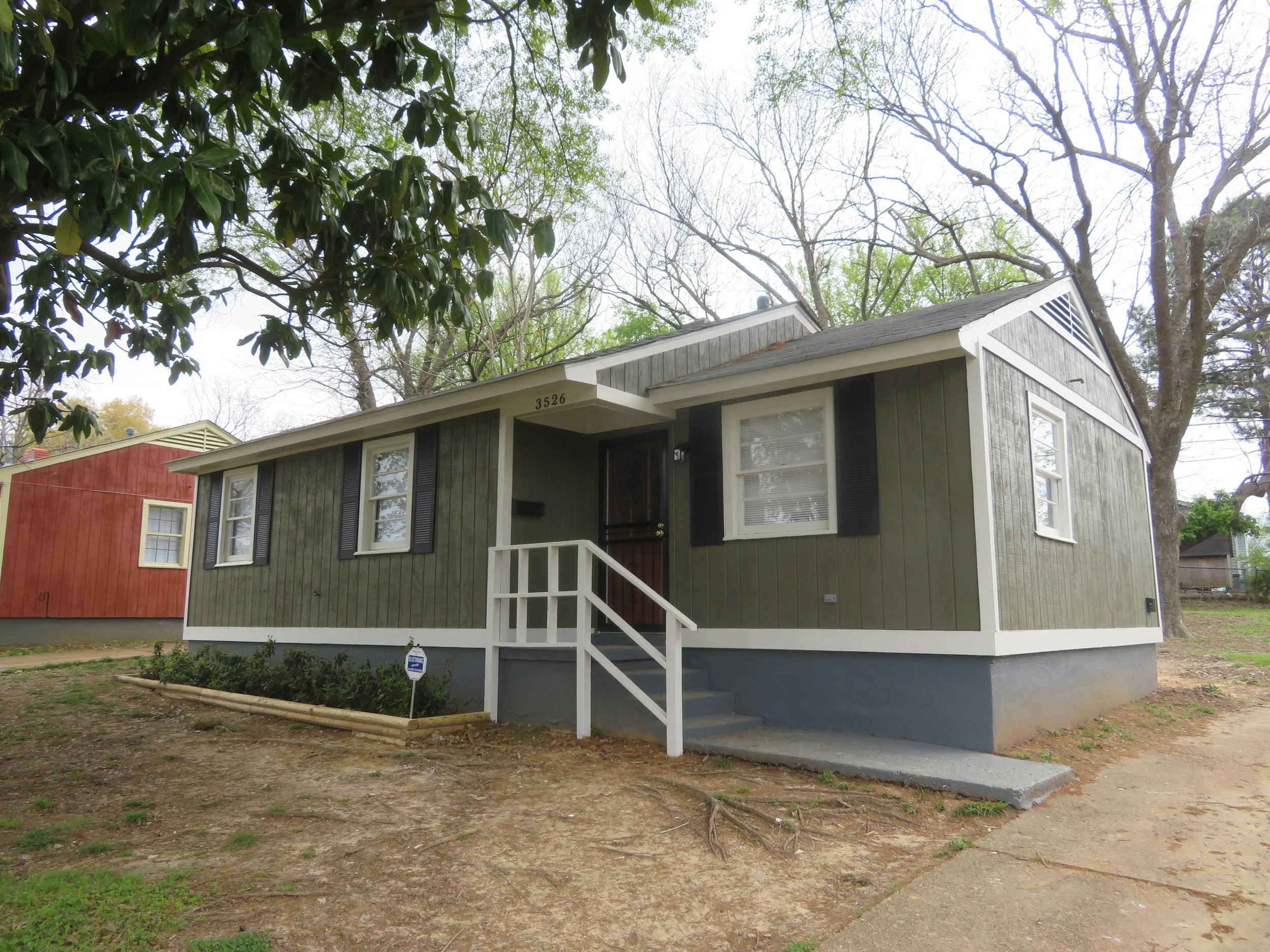 3526 Daggett  4.3.20.JPG