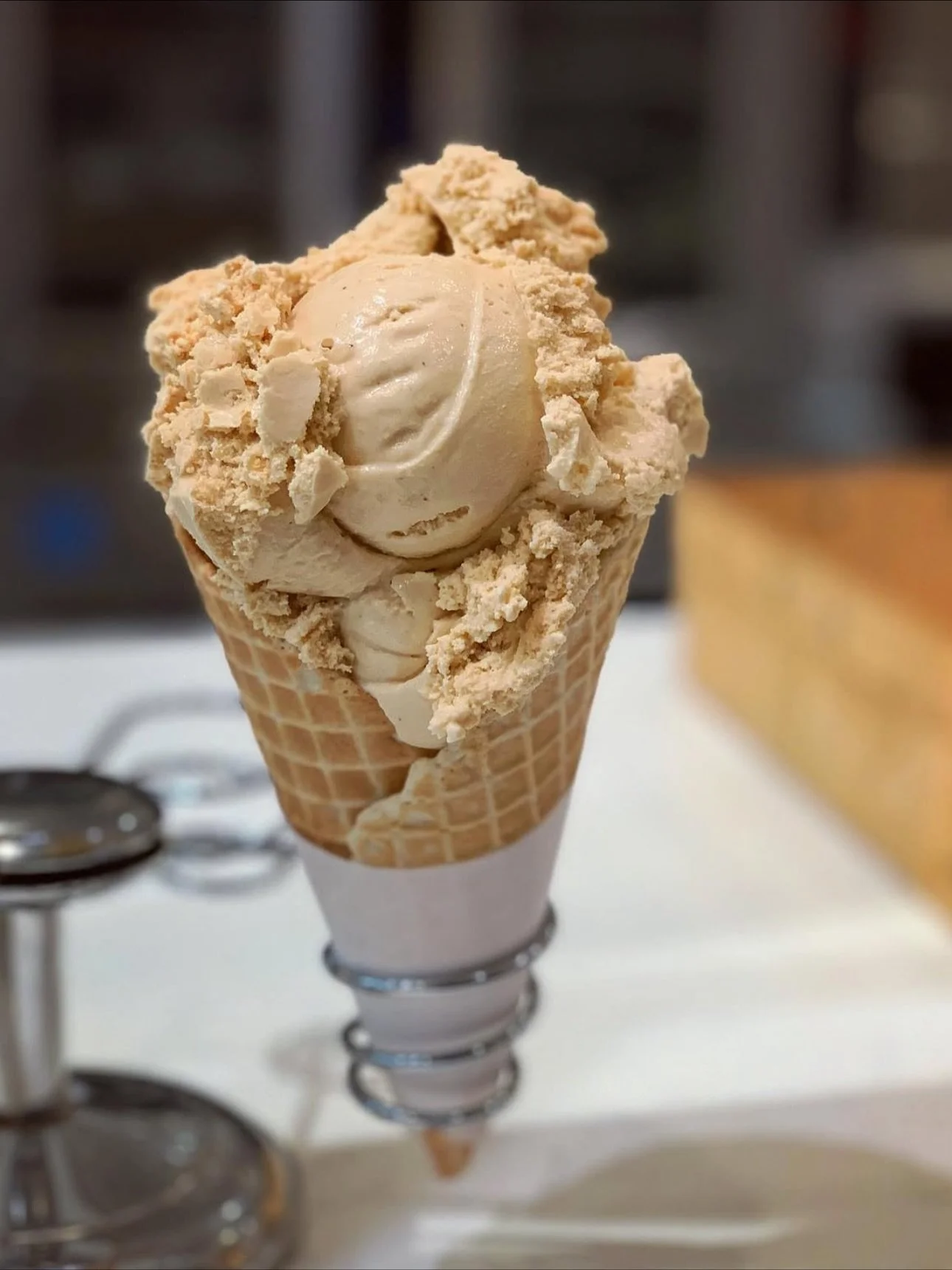 Captured by our customers 🤳🍦
&bull;
&bull;
&bull;
&bull;
#encinitas #northcounty #encinitas101 #shopthelumberyard #sandiego #icecream #cardiffbythesea #dessert #icecreampie #foodie #sdfoodie #shopcardiff #shopencinitas #eatsd
#sandiegofood #icecrea