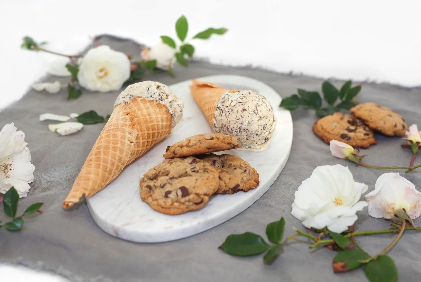 Did you know each ice cream comes with a free cookie? 🍪 🍦🥳