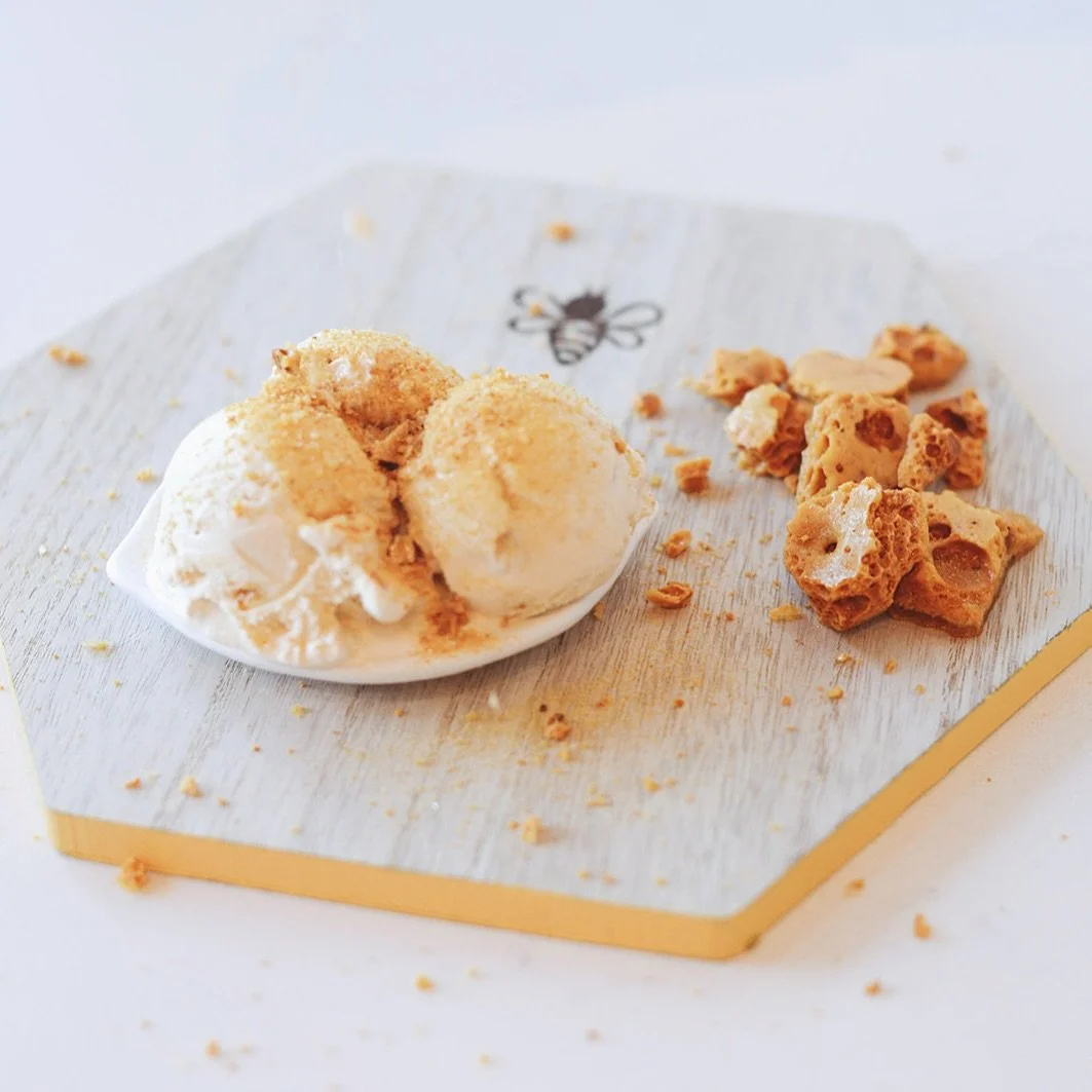 Ginger Lemon Honeycomb- one of our spring favorites 🫚🍋🍯🐝 
#encinitas #delmar #sandiego #icecream #veganicecream