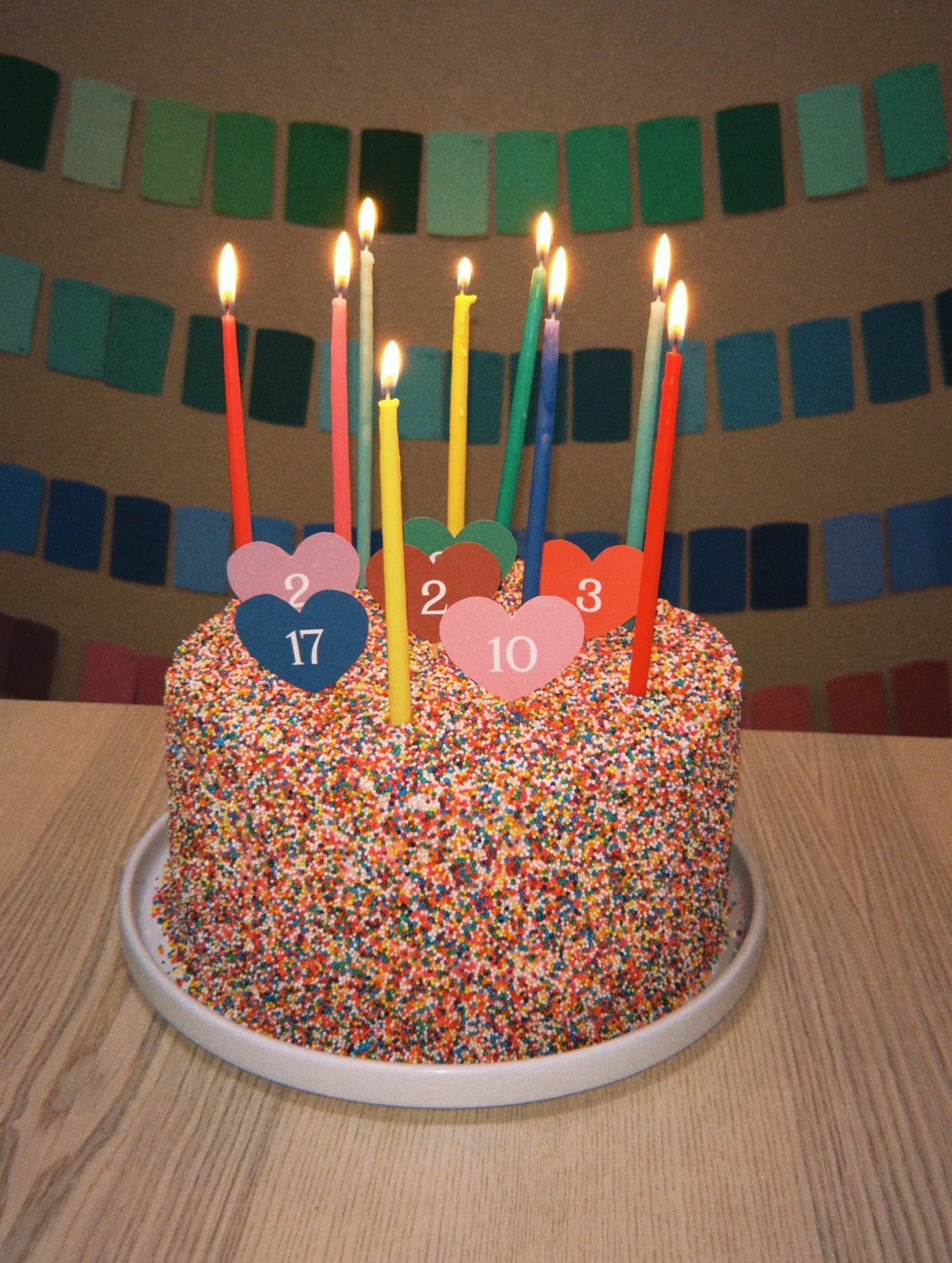 Before my birth month ends, I must share more details from my joint birthday party! 💜💙🩷 We wanted to protest @pantone&rsquo;s color of the year by having a color party. 🌈😆 Not to mention that it&rsquo;s 100% right up my alley. 

Everyone chose a