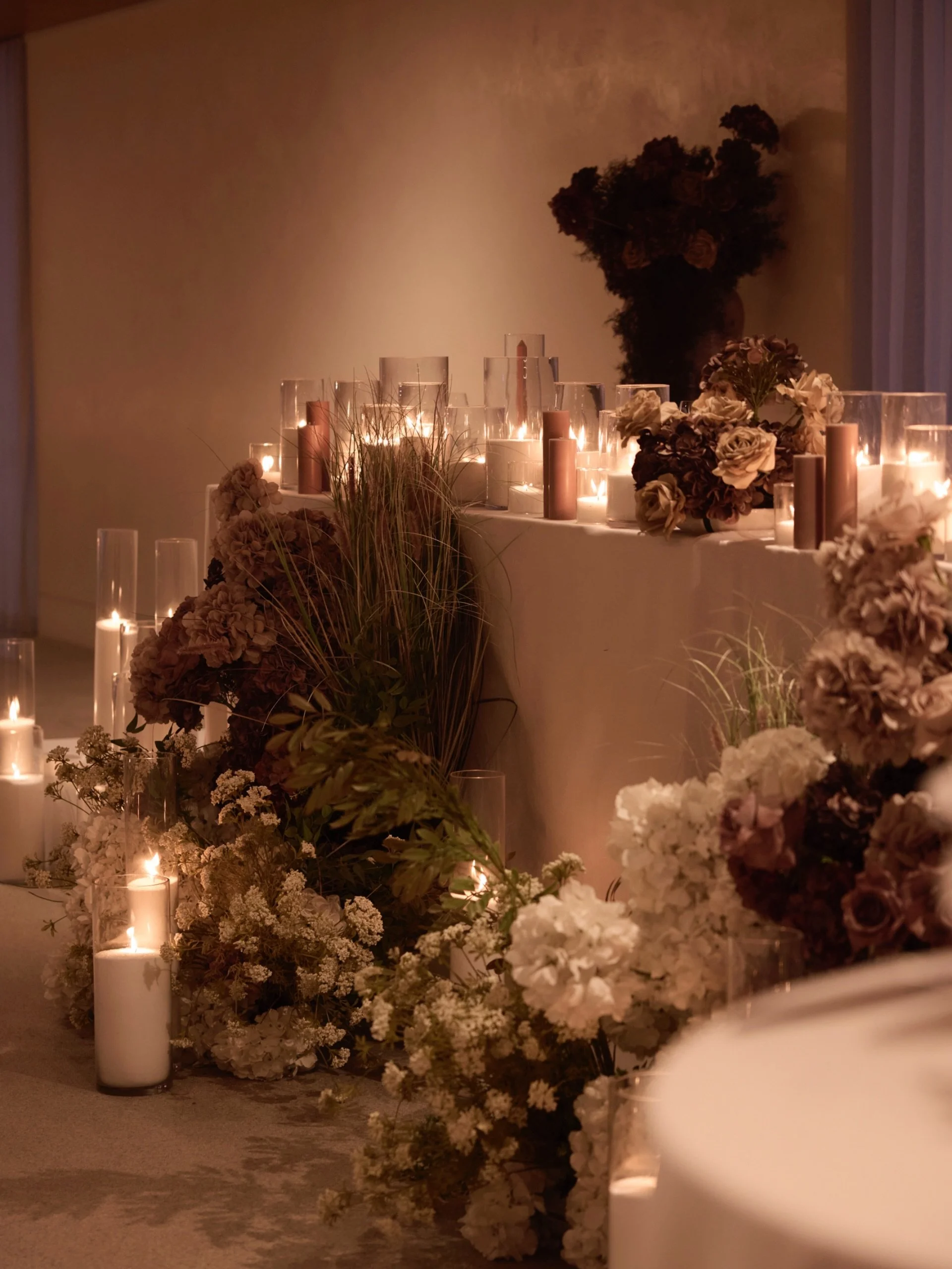 Hubert Estate after dark ✨

Rich mocha tones, earthy textures and a candlelit romance for our beautiful Britney &amp; Damo.