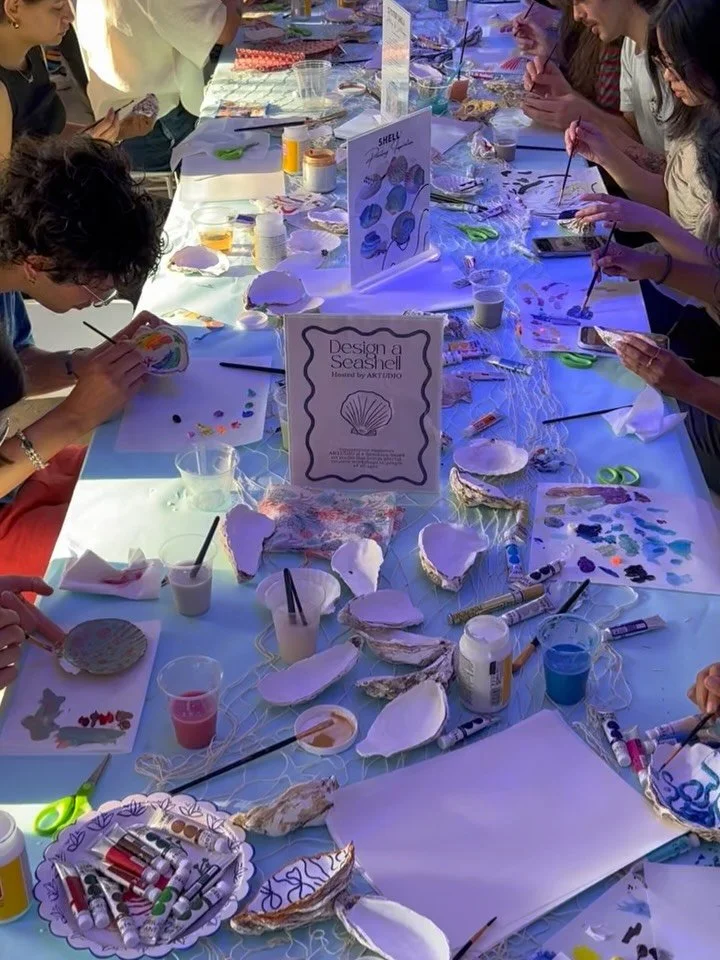 Oyster Shell Painting & Decoupage at @squarespace Under the Sea event πππ¨
Thanks so much for having us! xx 
#artudio #squarespace #oystershellart #decoupage #shellpainting #corporateevent #underthesea #tribeca #artstudio