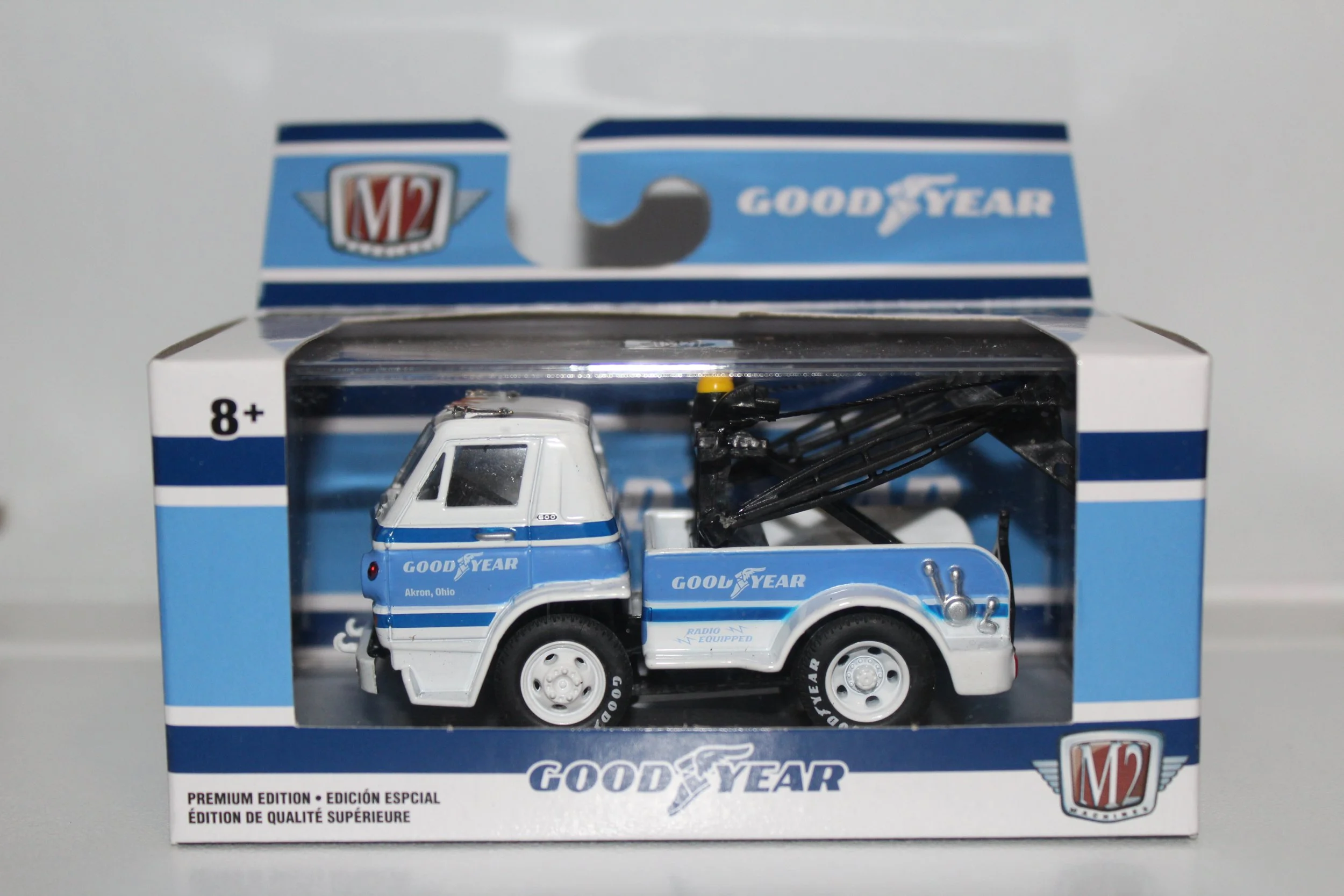 1966 DODGE L600 TOW TRUCK GOOD YEAR EDITION