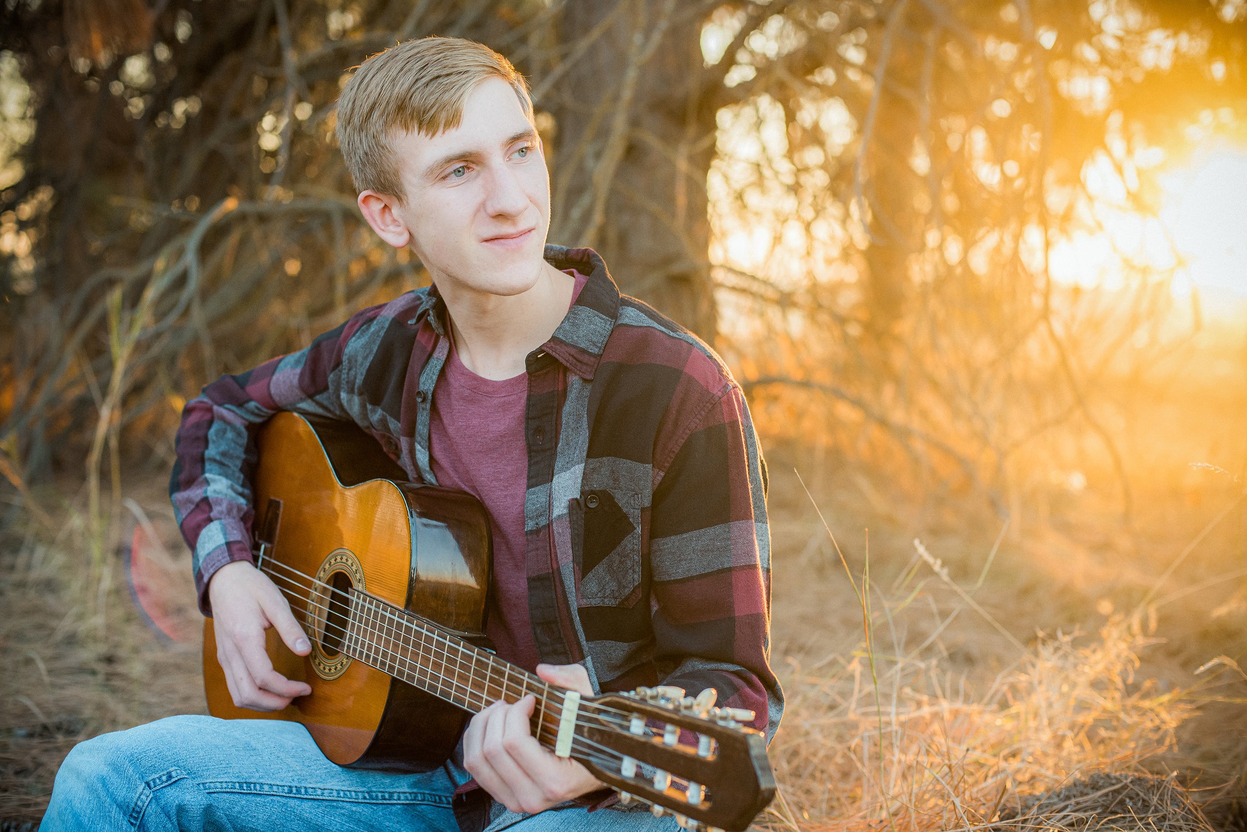 JoshElrod_Senior_Oct2022-90.jpg