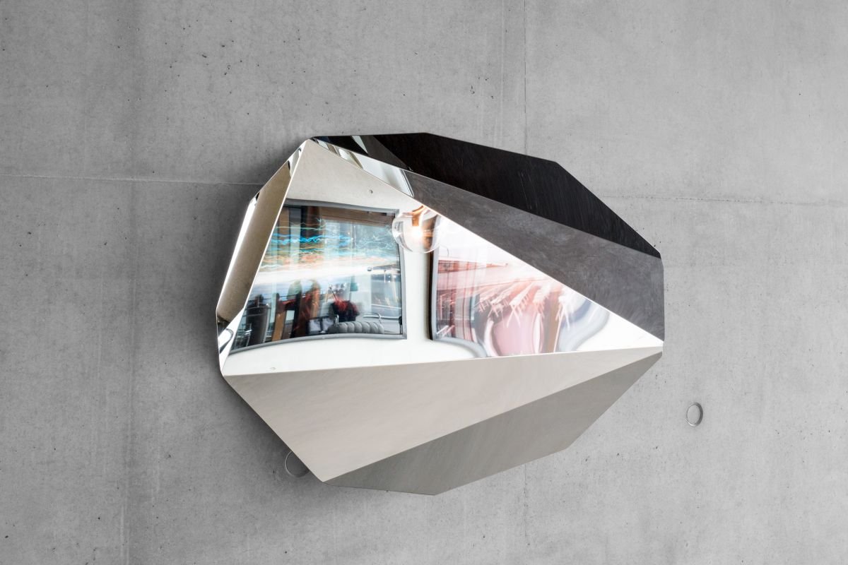ClassiCon-piega-mirror-medium-photo-hassos.jpg