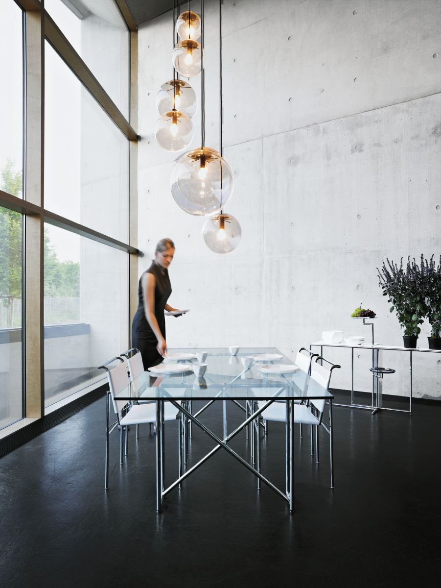 ClassiCon-double-x-table-selene-pendant-lamp-roquebrune-chair-rivoli-table-photo-seelen.jpg