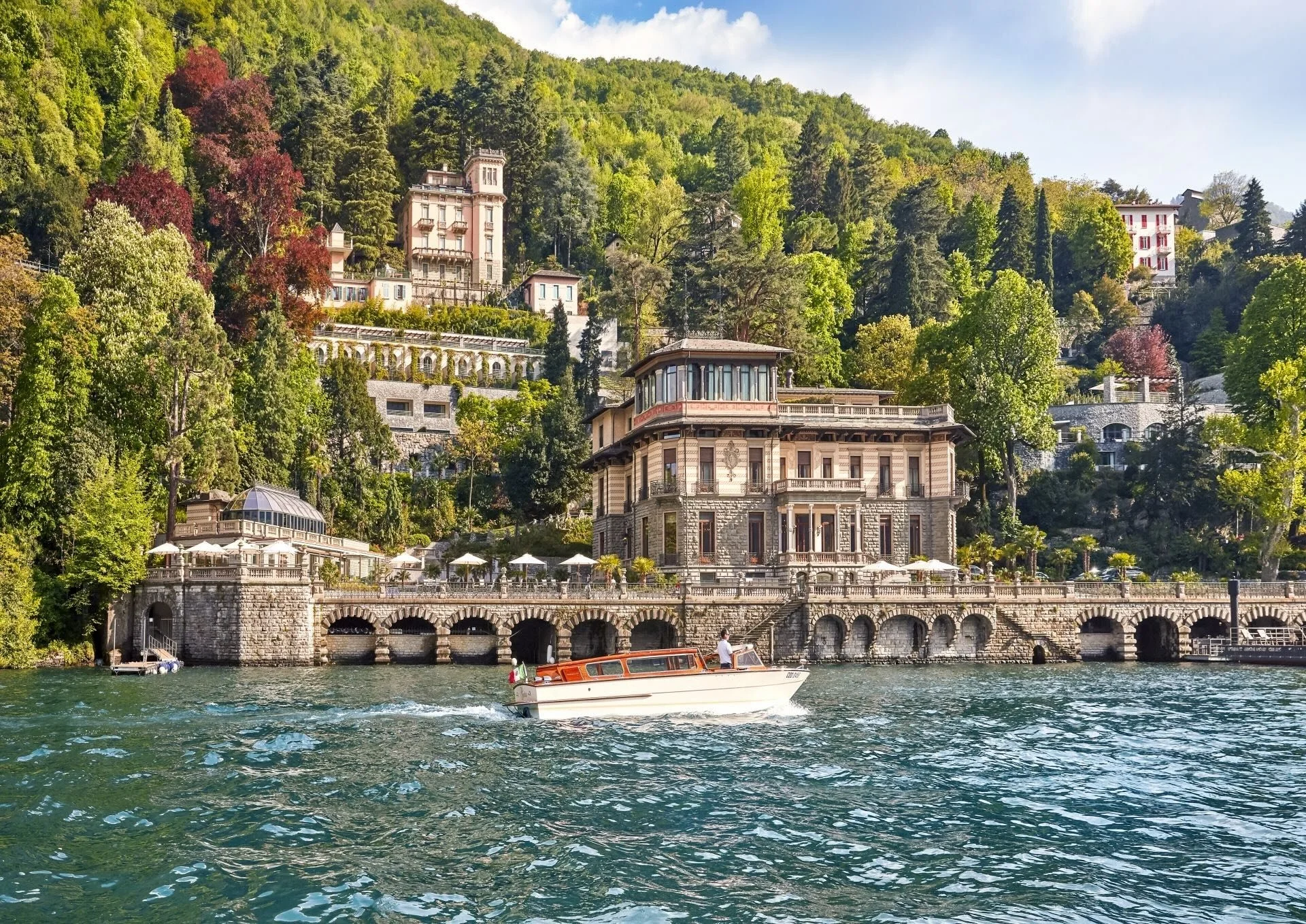 ClassiCon-project-hotel-mandarin-oriental-como-facade-a77241be-2.jpeg