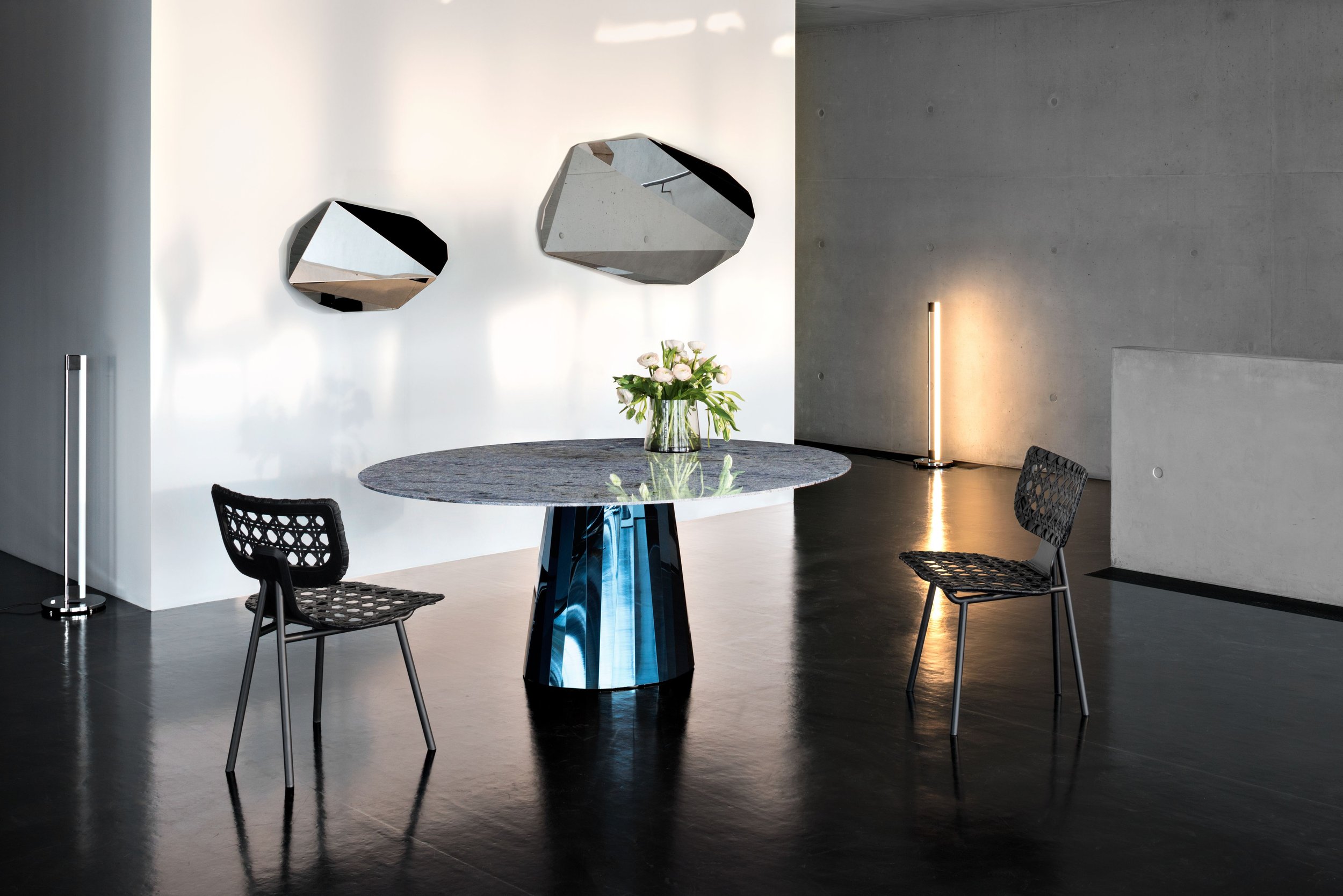 ClassiCon-tube-light-floor-lamp-aerias-chair-piega-mirror-pli-table-marble-blue-photo-hassos.jpg