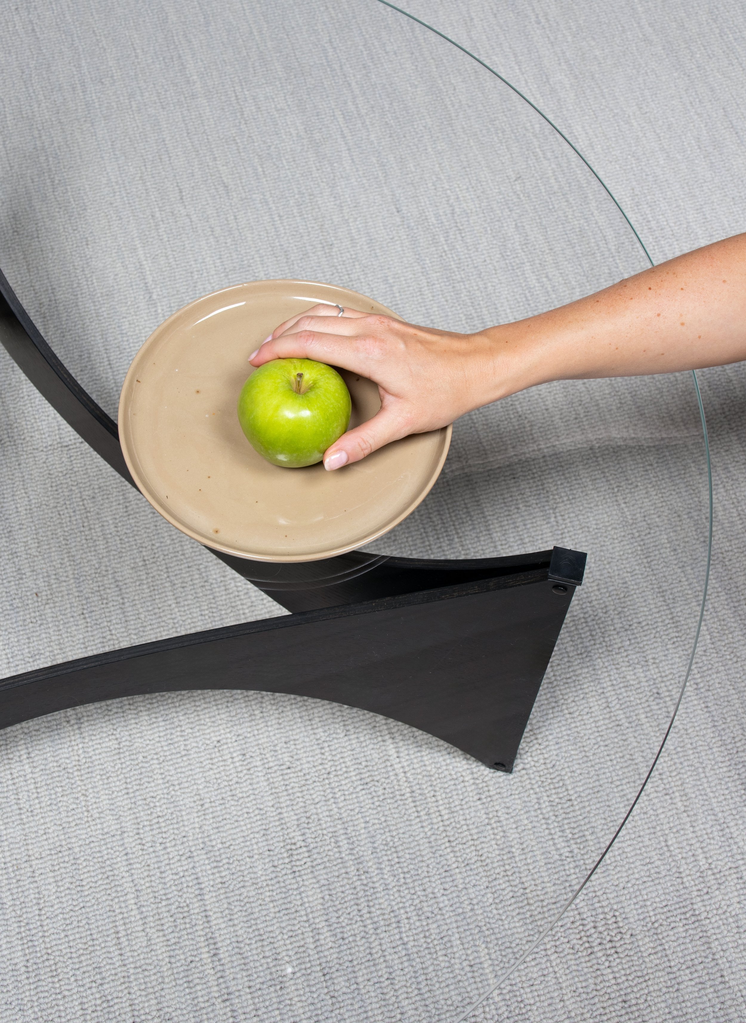 Spectrum_TZ75_coffee_table_werner_blaser_detail_fruit.jpeg