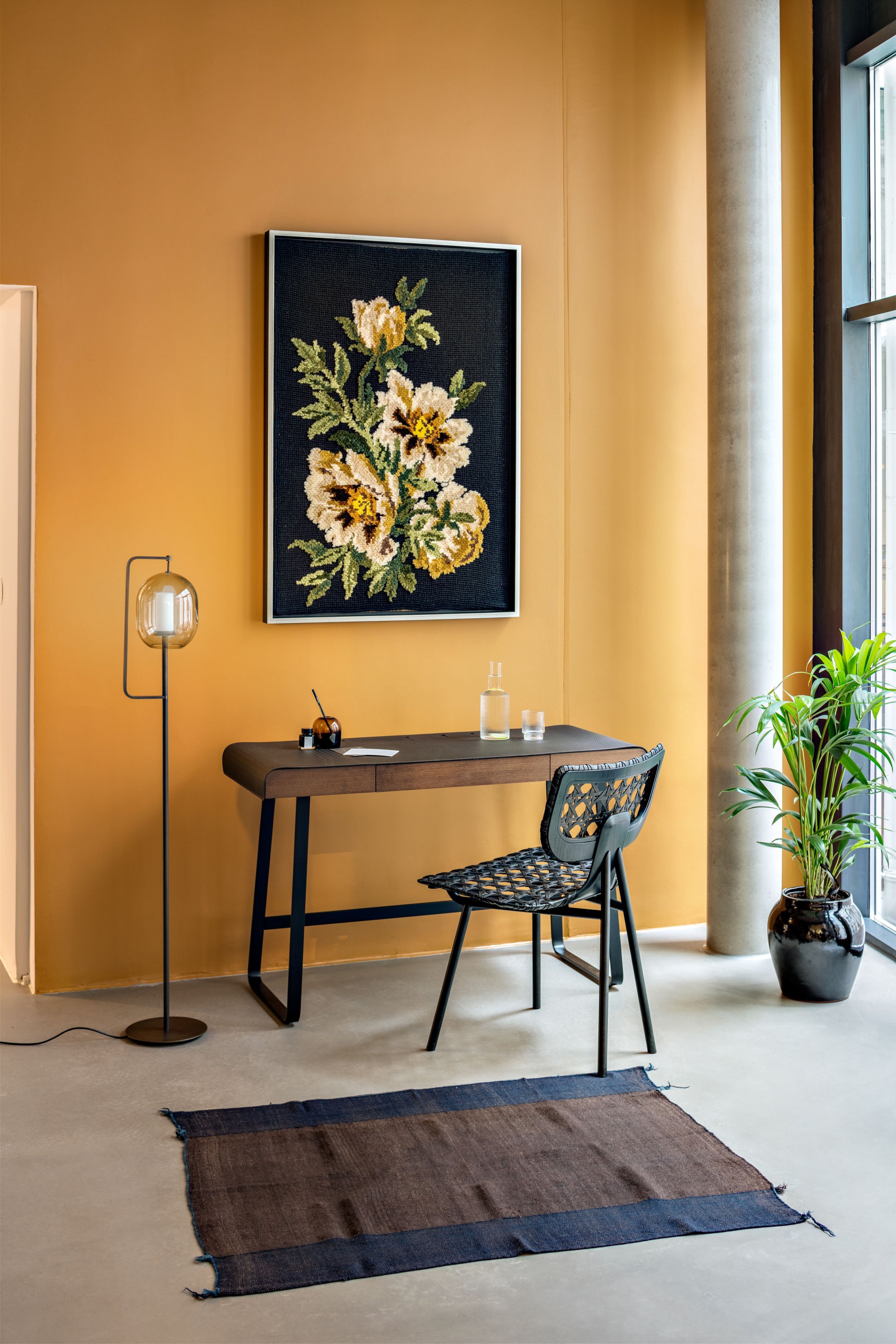 ClassiCon-lantern-light-floor-lamp-pegasus-home-desk-aerias-chair-photo-hassos.jpg
