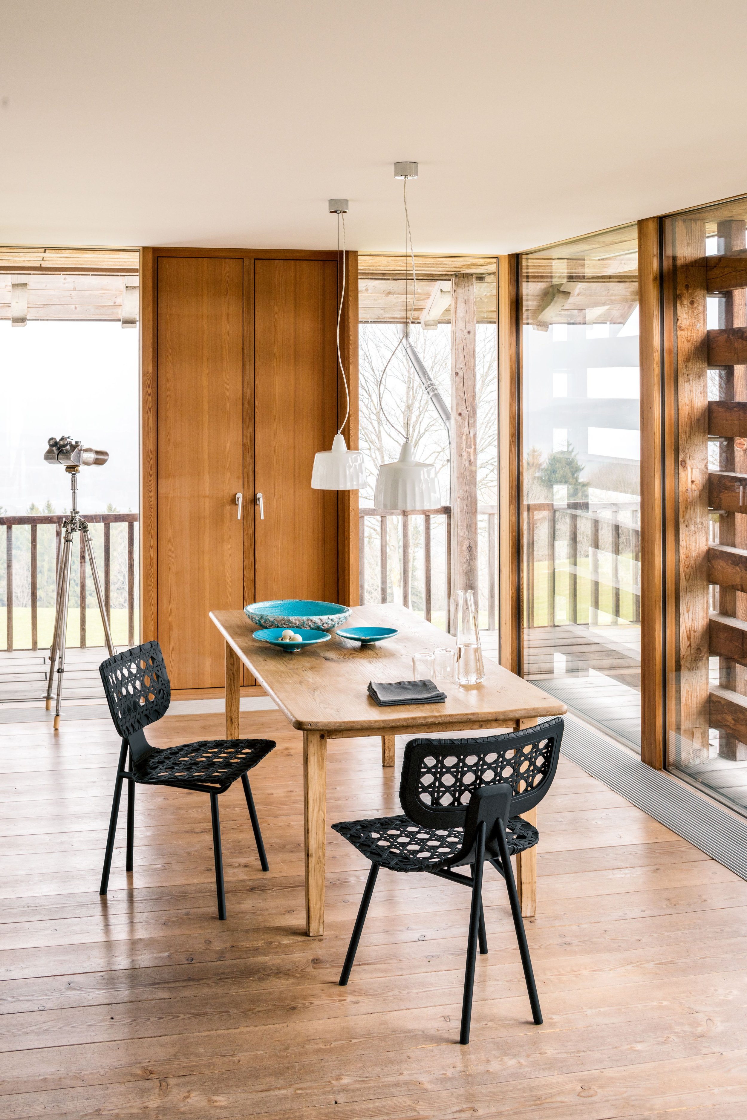 ClassiCon-aerias-chair-private-vt-photo-hassos.jpg