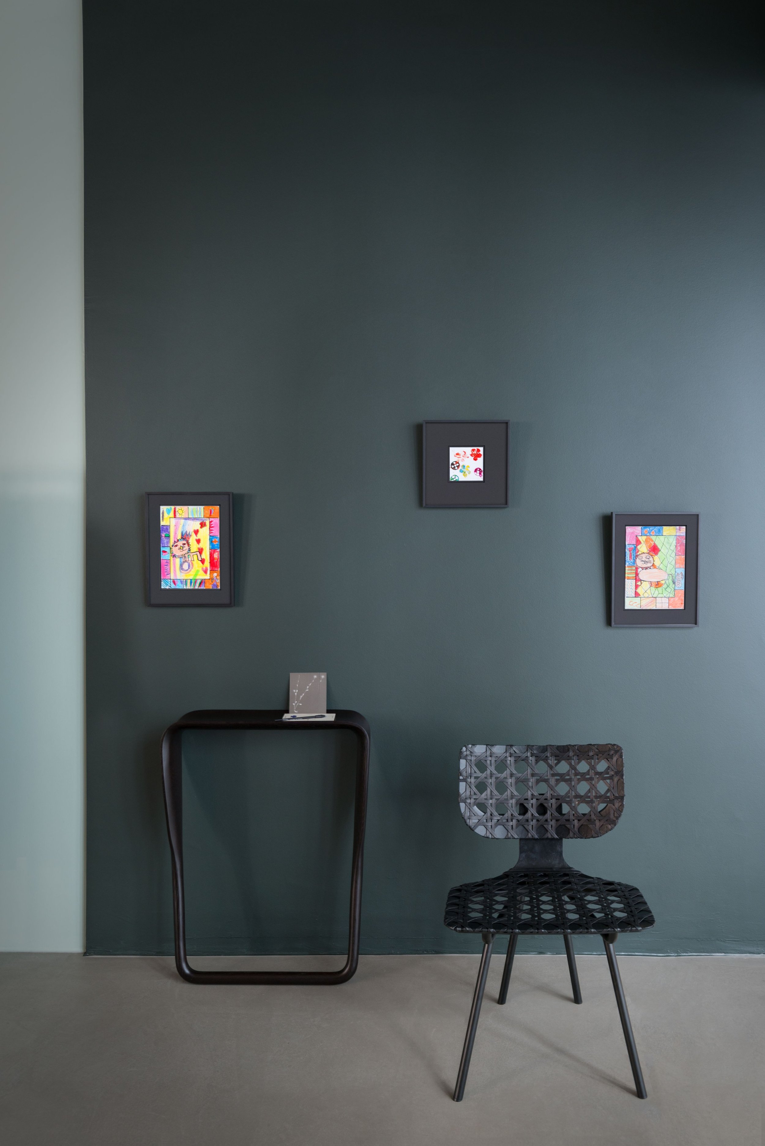 ClassiCon-tadaima-console-aerias-chair-photo-hassos.jpg