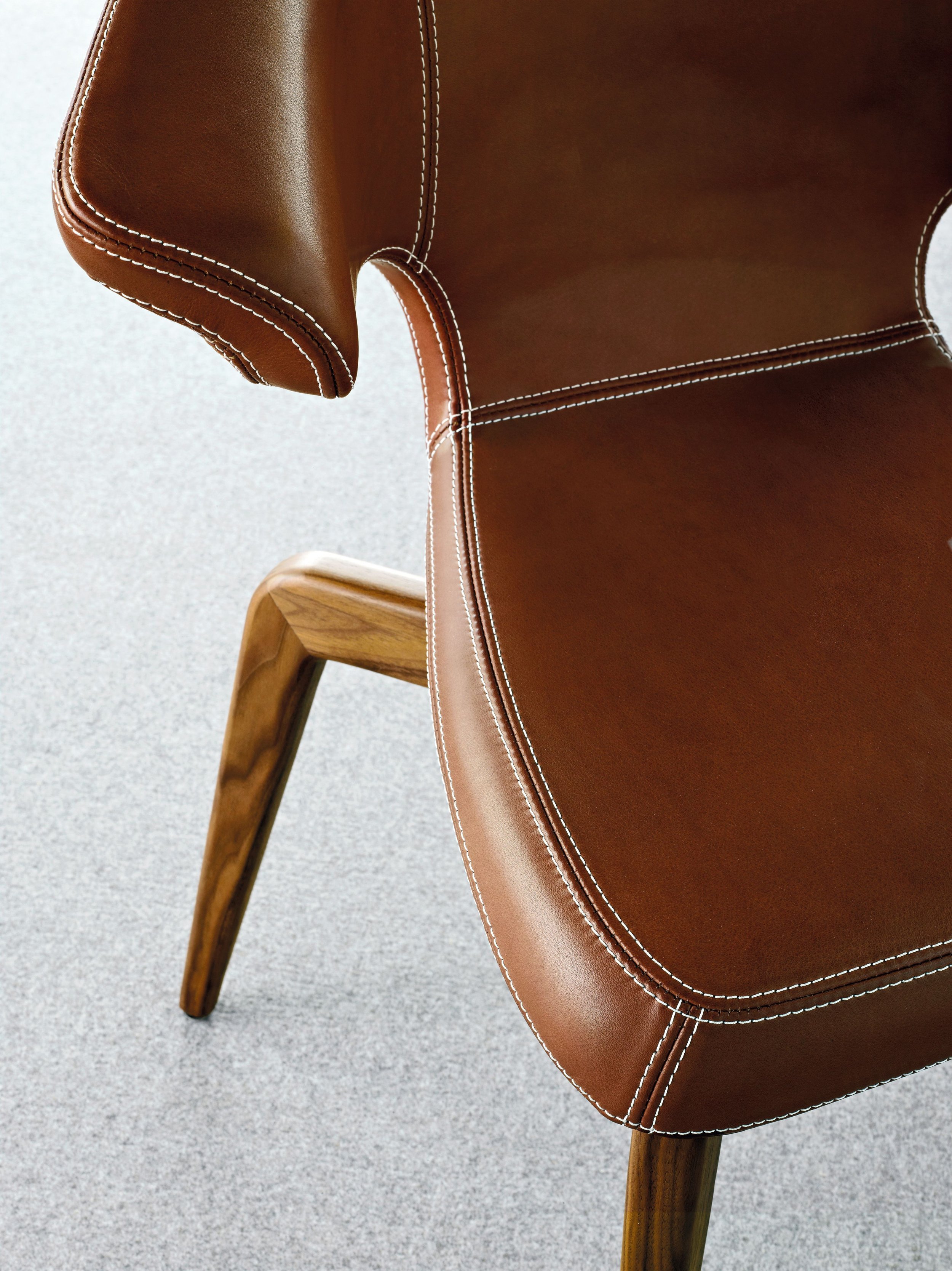 ClassiCon-munich-armchair-detail-1-photo-seelen.jpg