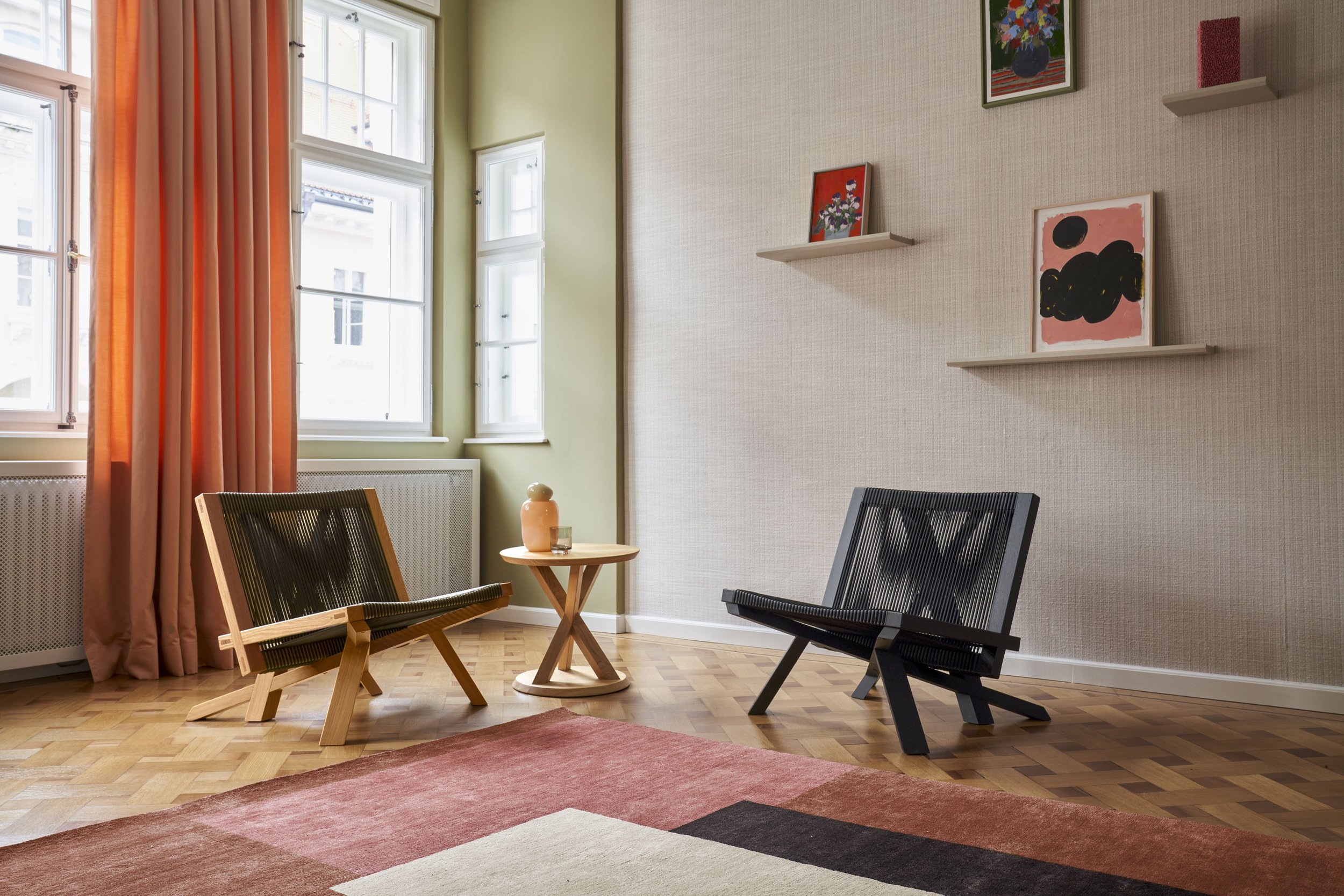 ClassiCon-cassis-nettle-volkshaus-series-Artwork-Nina_Lang-Bjoern_Weltbrandt_Wallbaum-Superflex-Art_Advisory_Martina_Tauber-photo-hassos.jpg