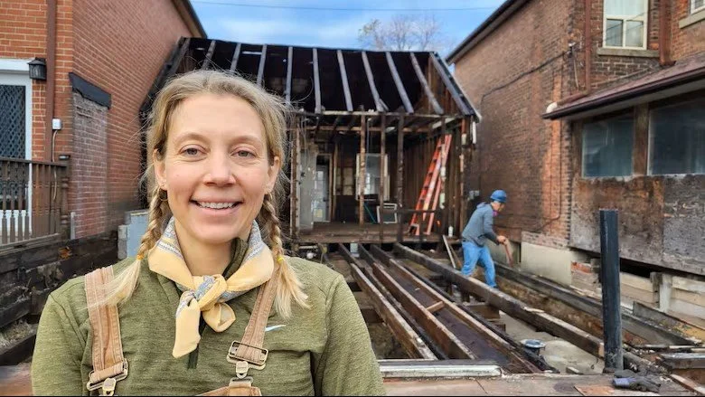 Deconstructing Buildings: An Eco‑Friendly Alternative to Demolition.