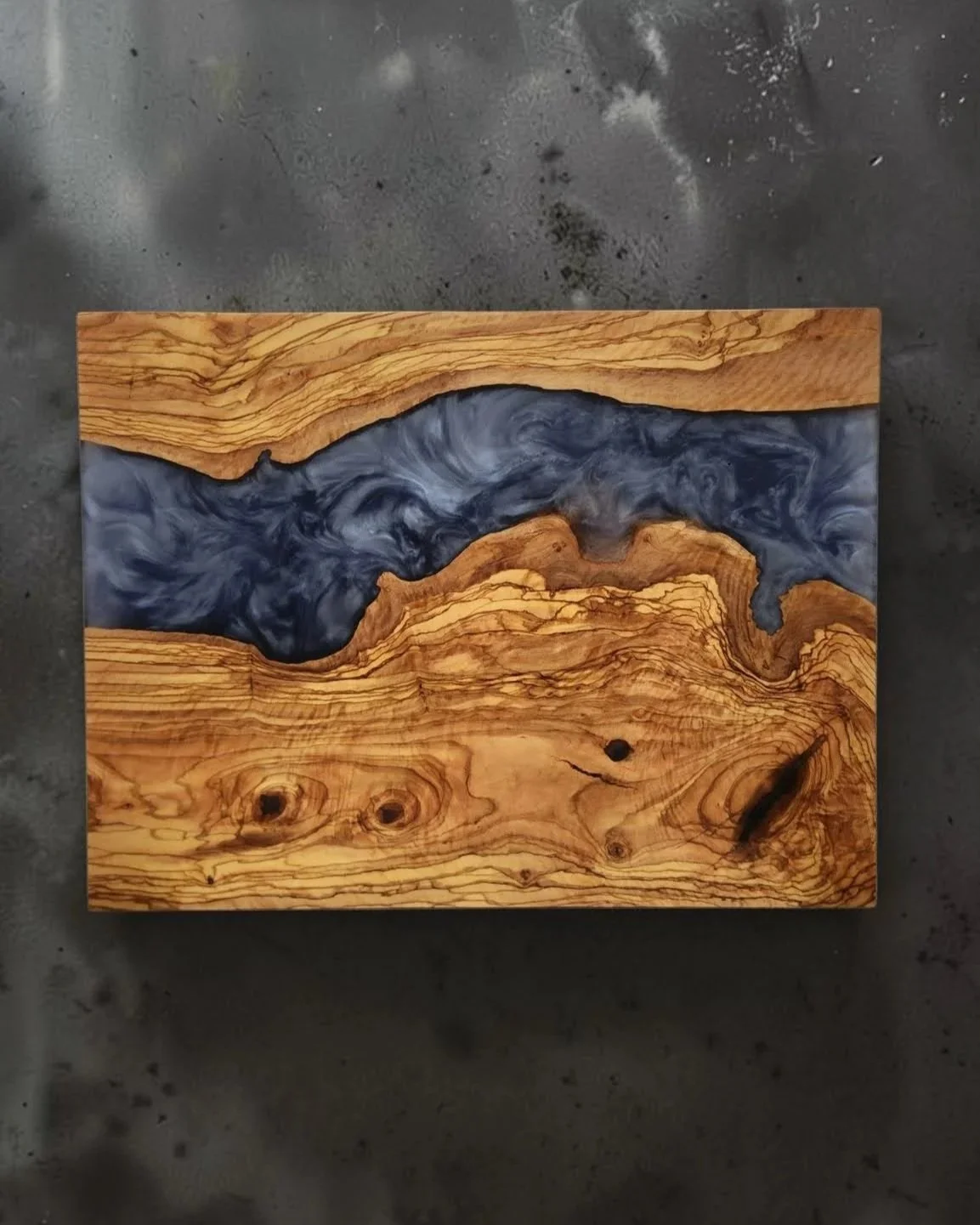 Olive-blue-slate-2015.jpg