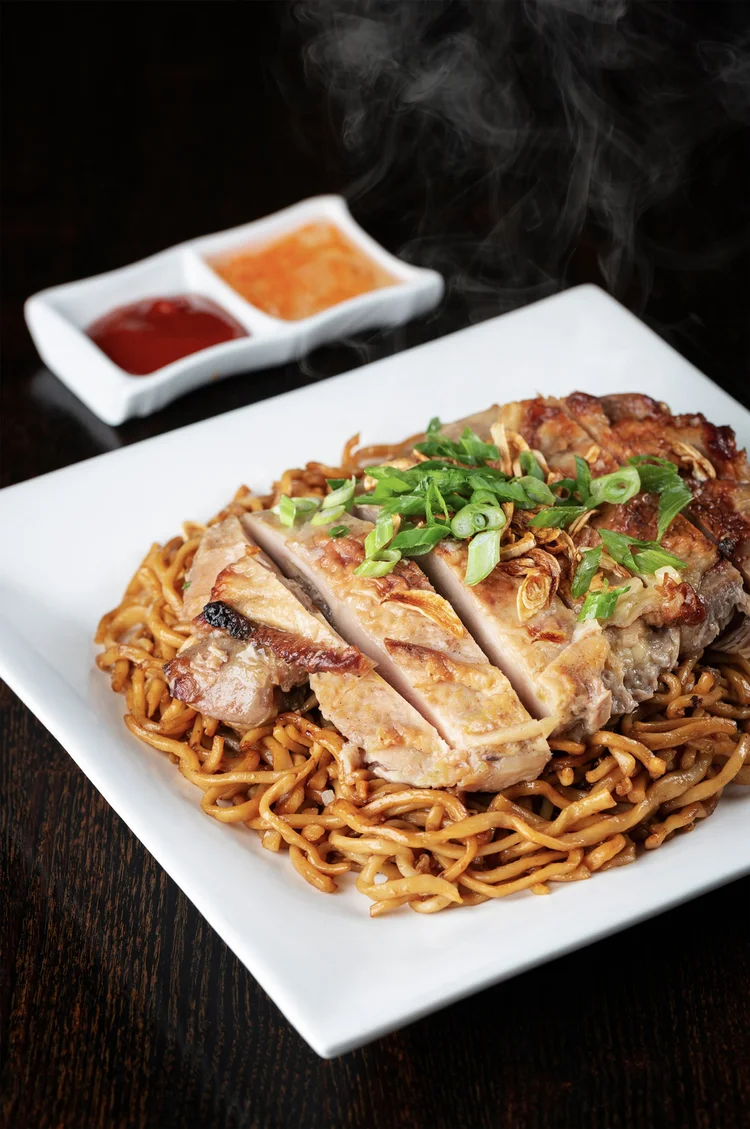 Garlic Noodles with Five Spice Chicken at Le Soleil Clement