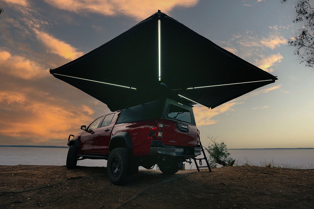 Ironman_4x4_IAWN270045_DeltaWing_270_Degree_Awning_6_1500x1000__88069.jpg