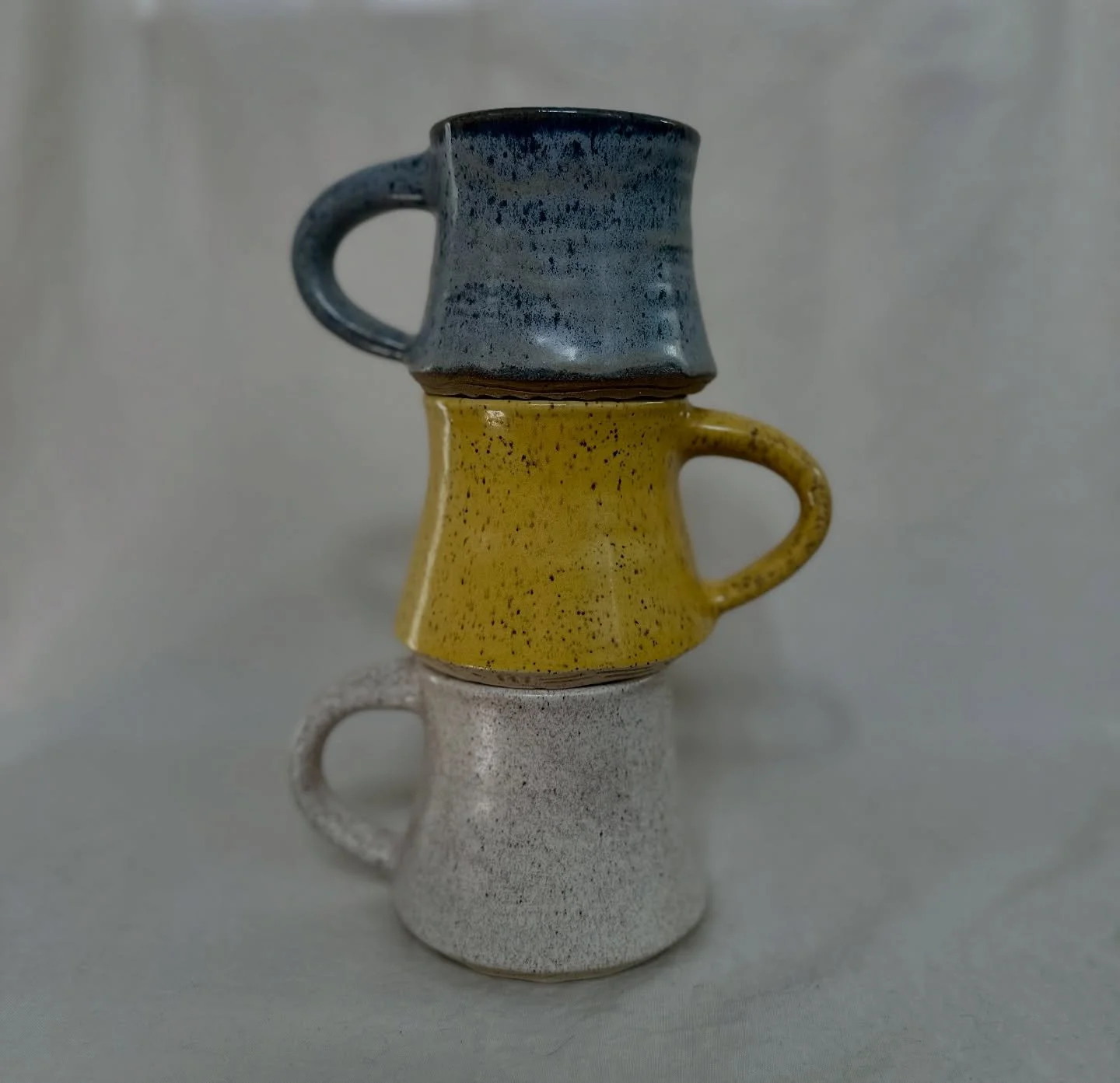 ⚡️ FOR SALE ⚡️
The mug! Holds 10 oz with room. Cutie big booty&hellip;sturdy and simple with an ornate base. 

$45 includes shipping / DM if interested 

* I only use non toxic/lead free/certified food safe glaze. Dishwasher safe.

1. Purple blue haz