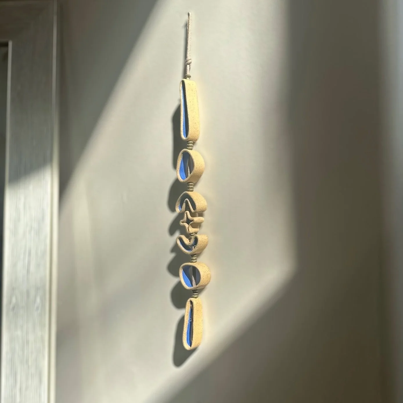 ⚡️ FOR SALE ⚡️

The Pendulous Totem? Still unsure of what to call this dangly sculpture but I sure do love making these. 

Wherever she fits, she sits. This whimsical piece can lay flat against a wall or hang freely outside for added movement. The st