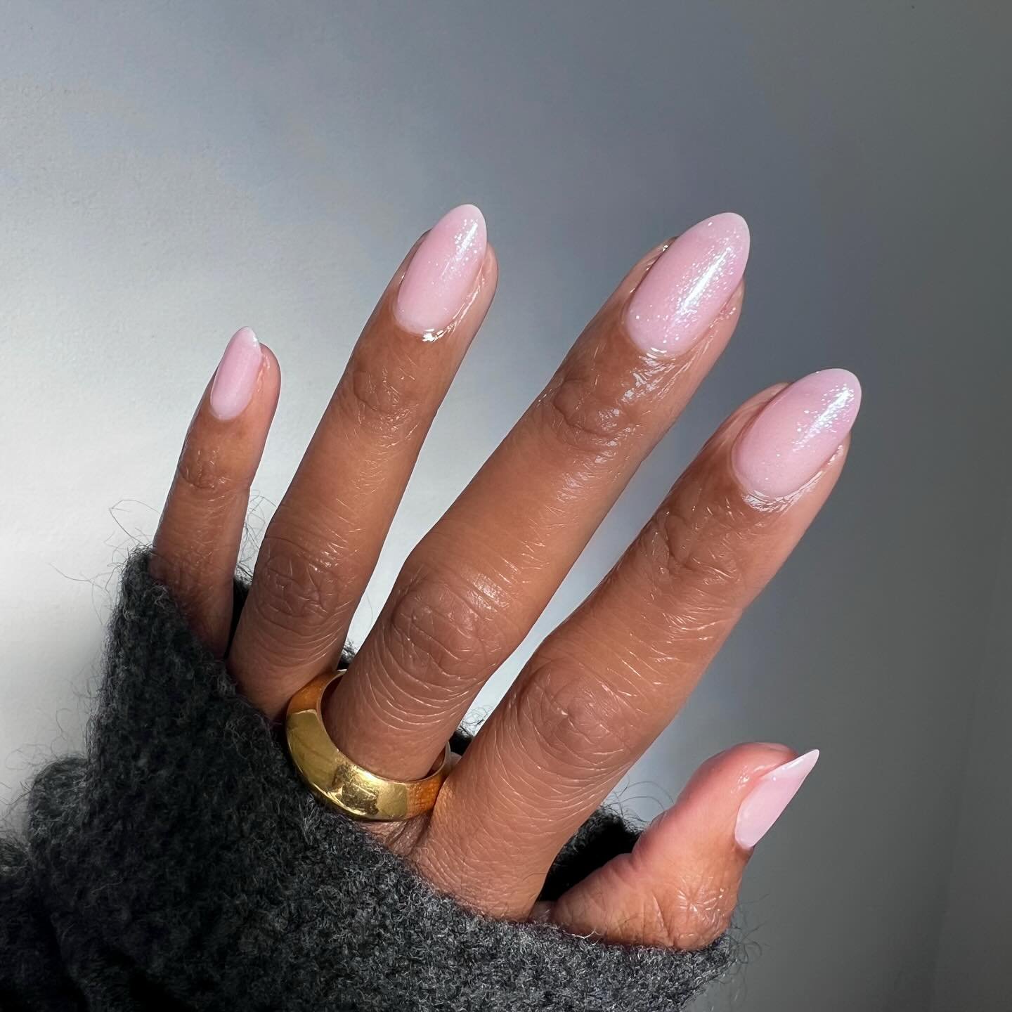 January is a great time to reset and refresh your mani game. I like to use the beginning of the year to cut down my nails and paint only neutral colors for a month. It&rsquo;s my version of a Dry January cleanse. 

I spend this time really nurturing 