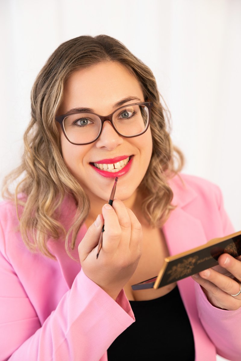 BWOTW: How some bright lippy gave this fertility coach permission to stand up