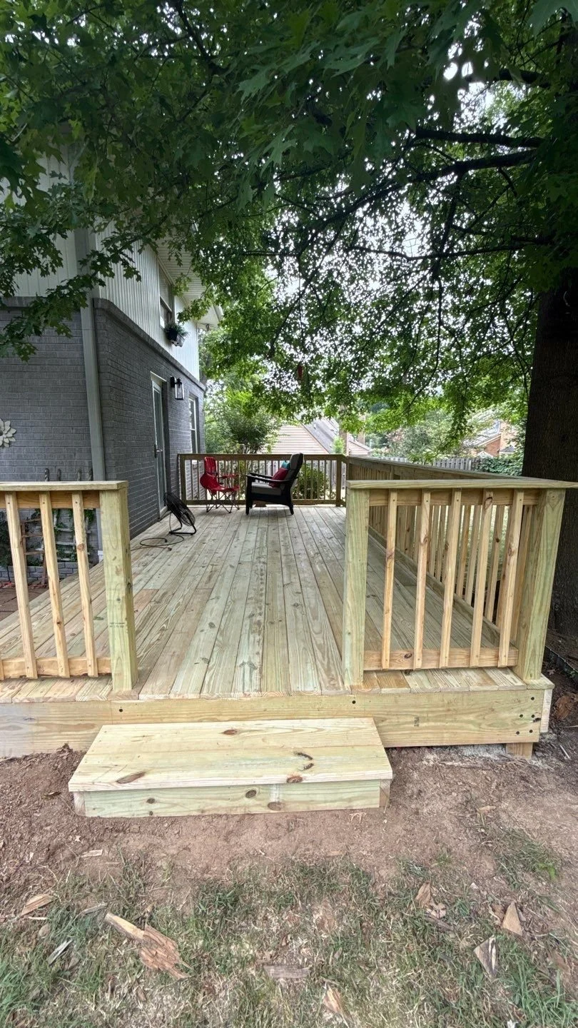 Building the Perfect Backyard Deck: What Homeowners Should Know