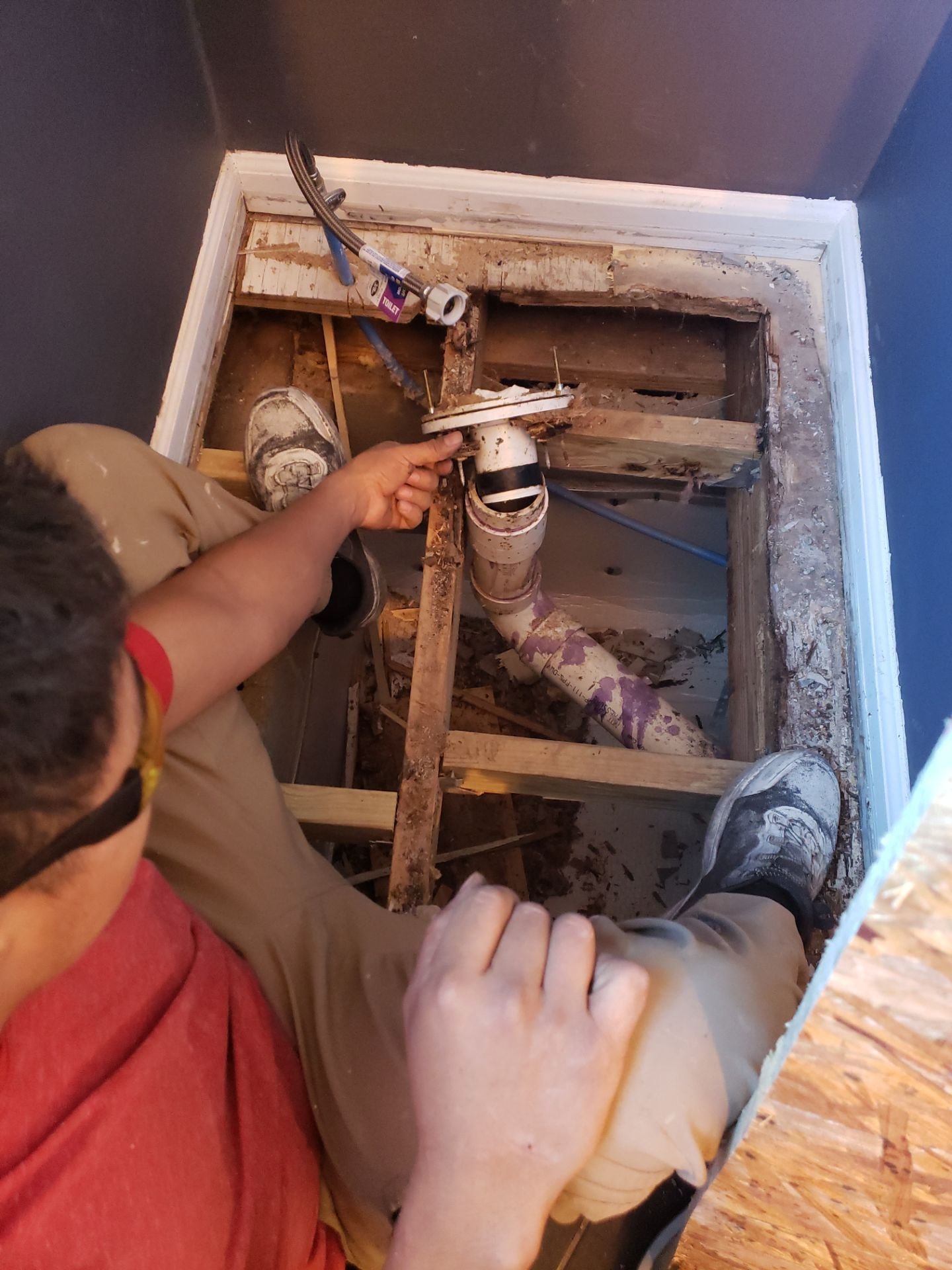 An underlying toilet plumbing issue repaired by Modern Handymen prior to bathroom remodel in Nashville