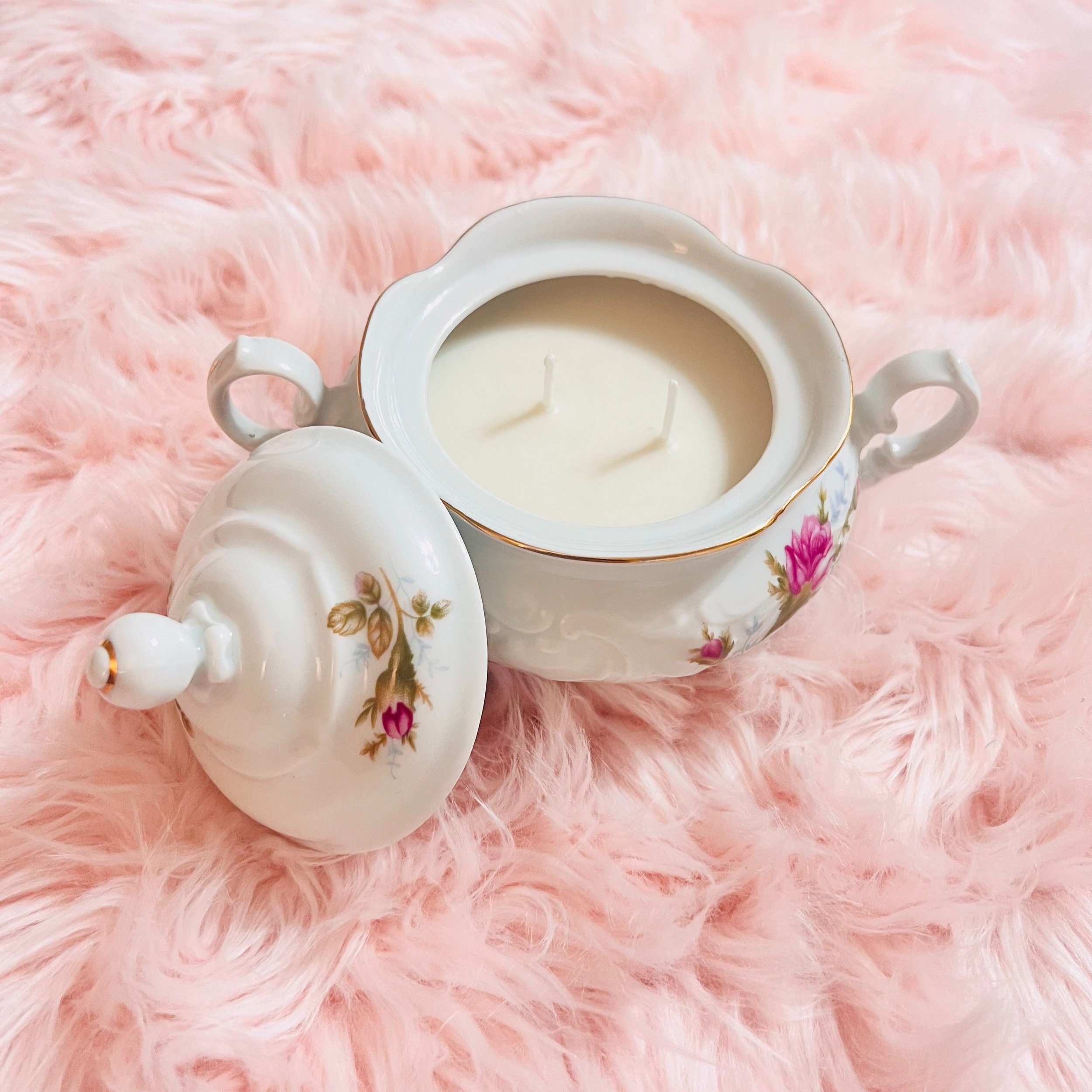 Two Wick Vintage Candle